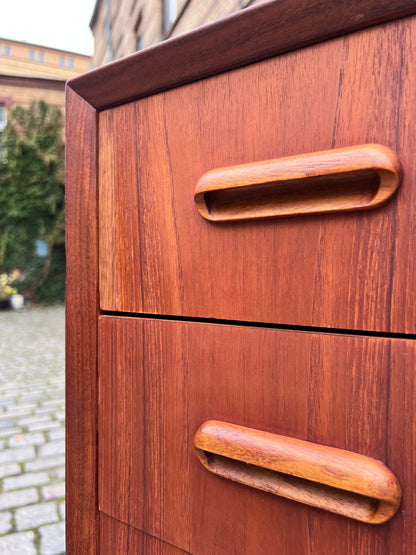 Vintage Kommode Teak mit Schloss aus Dänemark