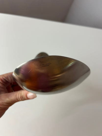 Servierschale Leaf groß von Helle Damkjær für Georg Jensen