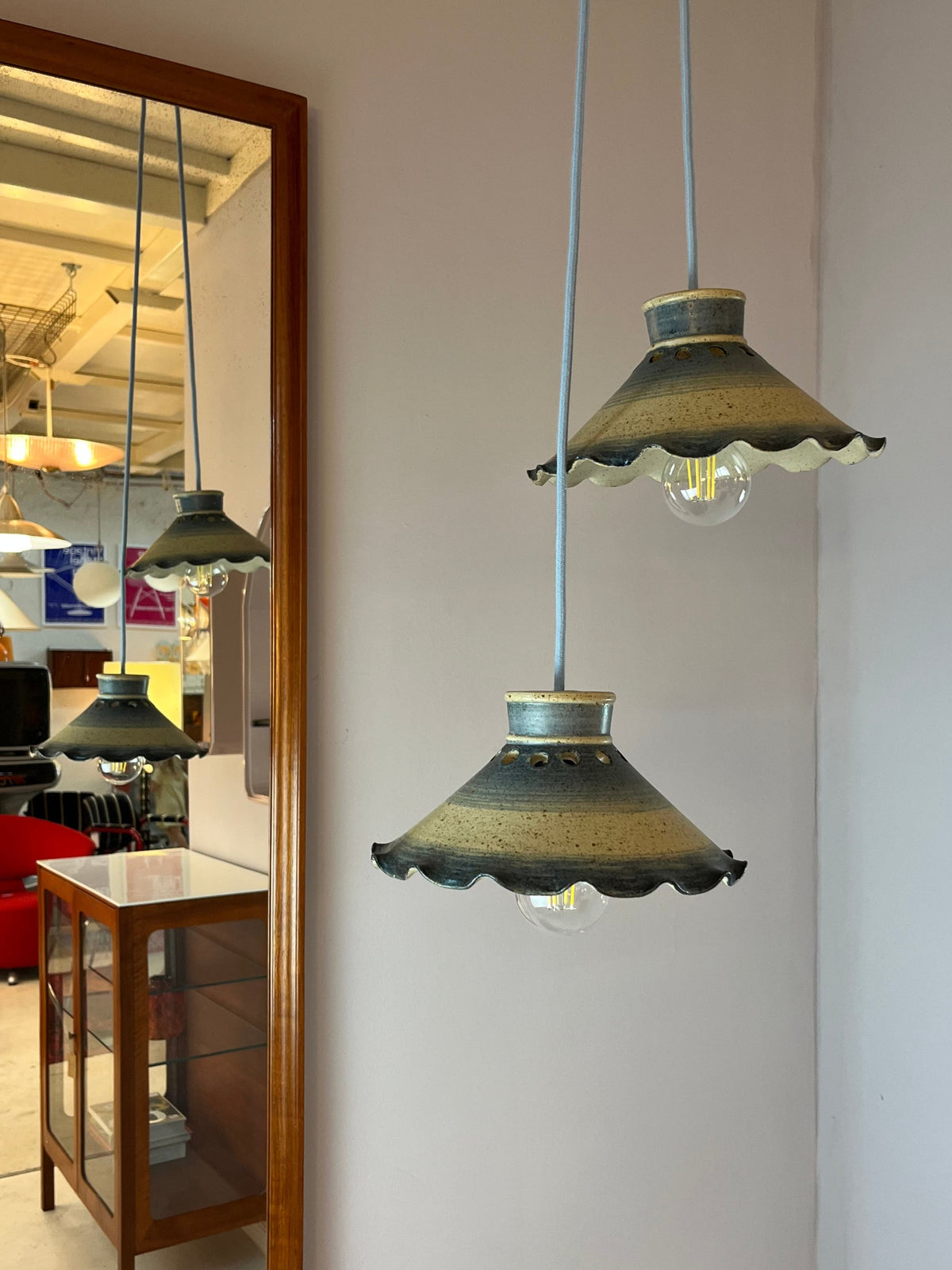 Lampe suspendue vintage en céramique bleue du Danemark