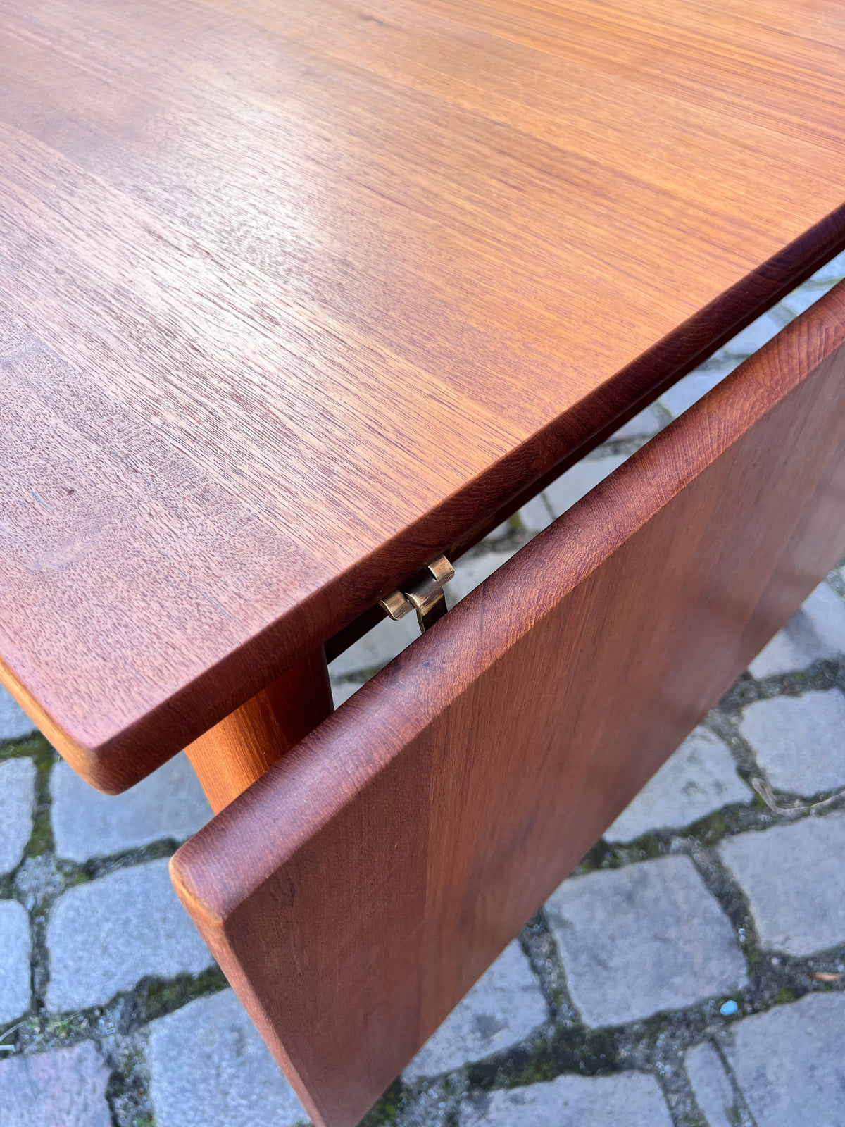 Esstisch Teak Vollholz mit eingehängter Platte
