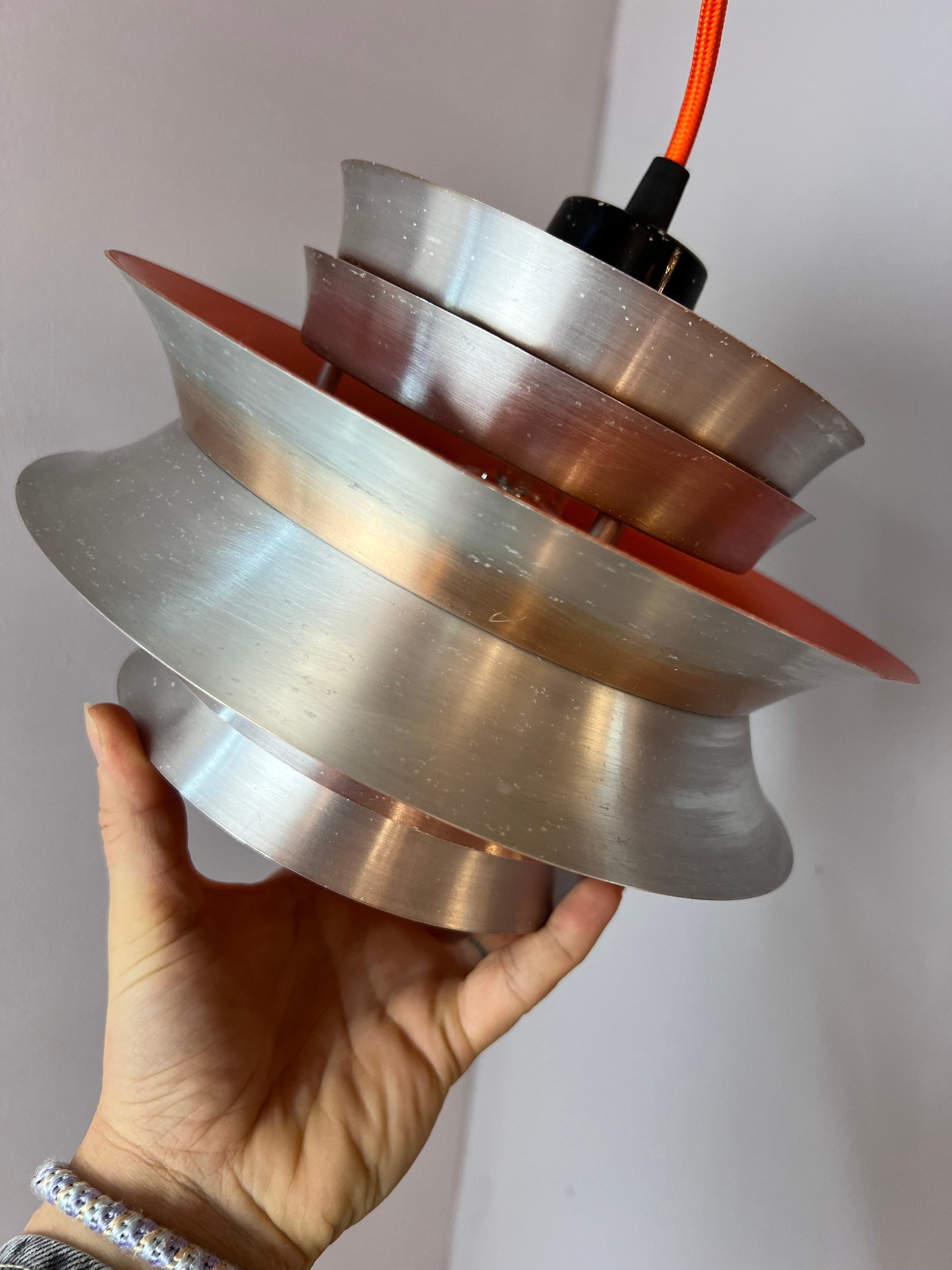 Lamellenlampe orange Chrom von Carl Thore