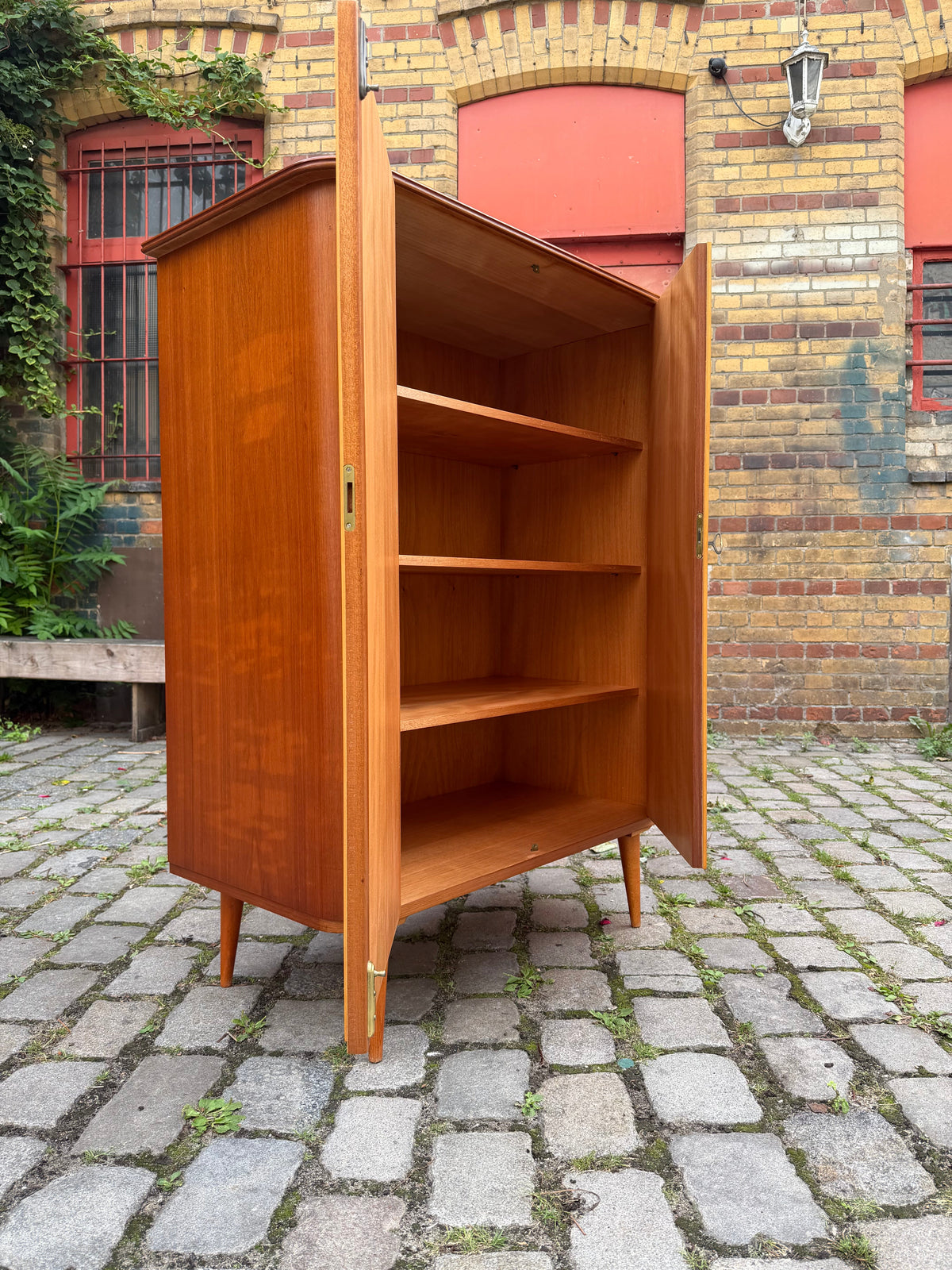 Vintage Wäscheschrank Ahorn und Nussbaum, Mid-Century Deutschland