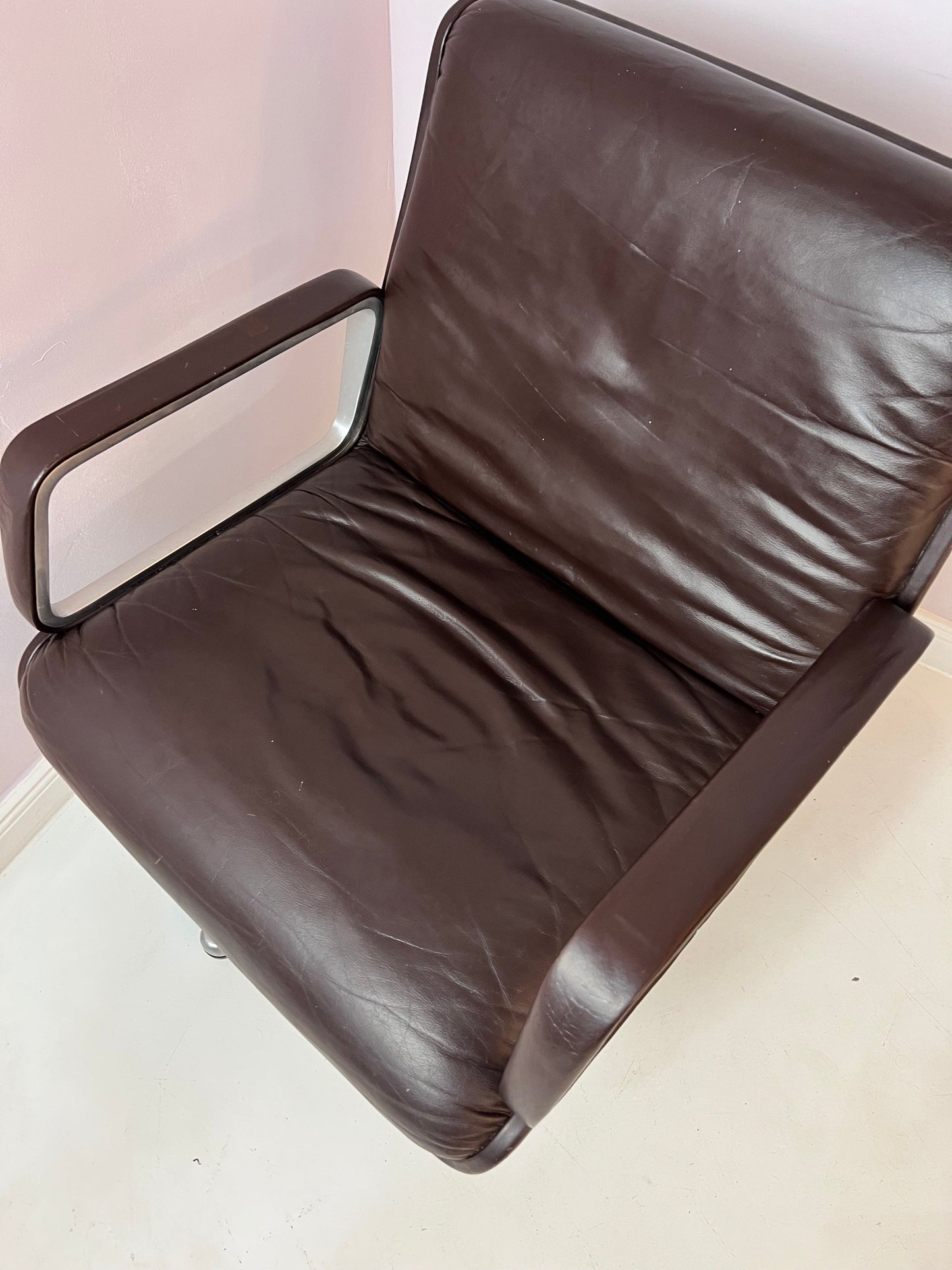 Office chair Delta 2000 by Wilkhahn