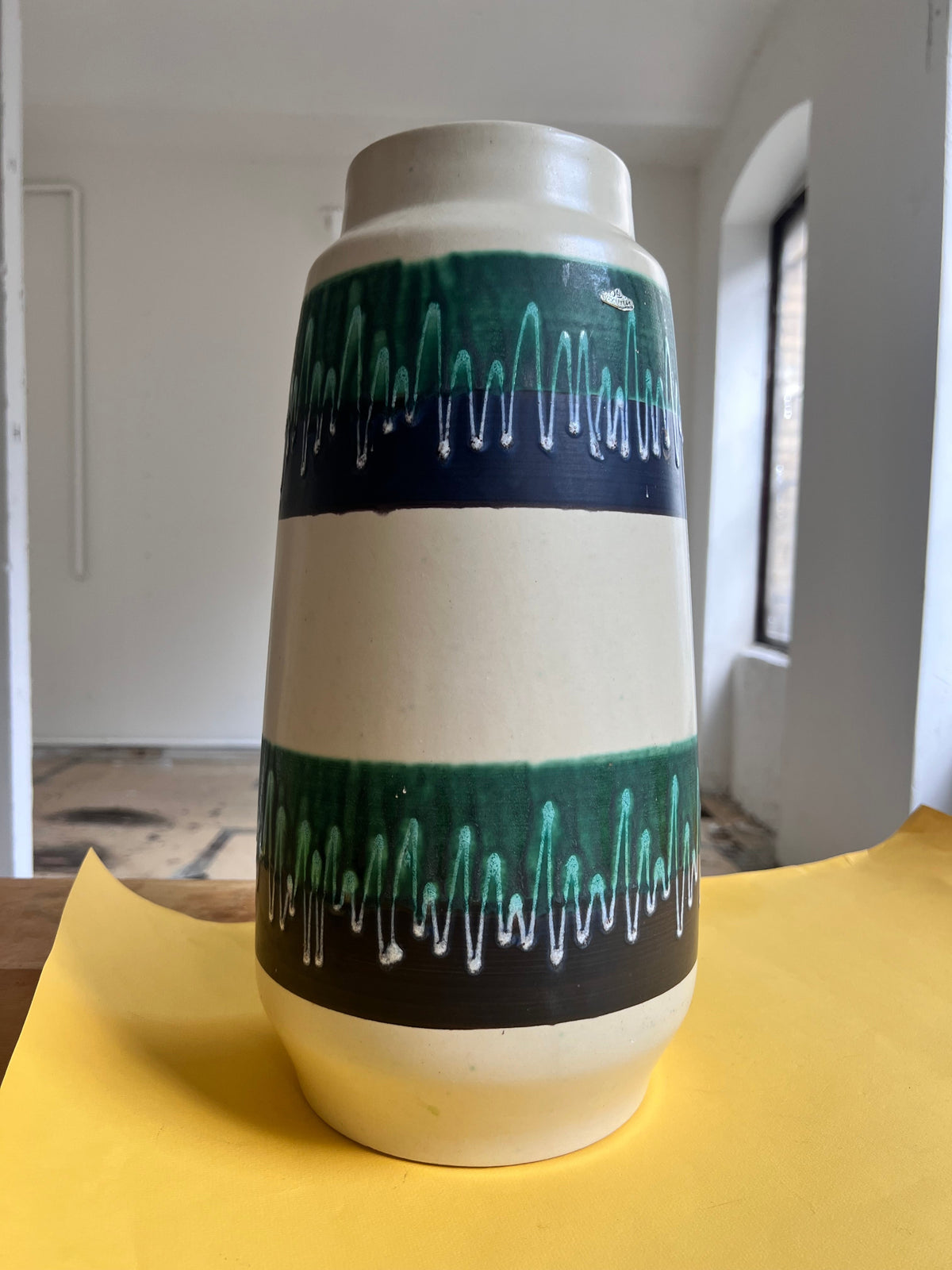 Vase de sol vintage 666-40 de Bay Keramik
