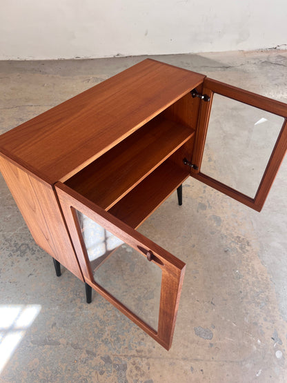 Vintage Vitrine von H. W. Klein für Bramin
