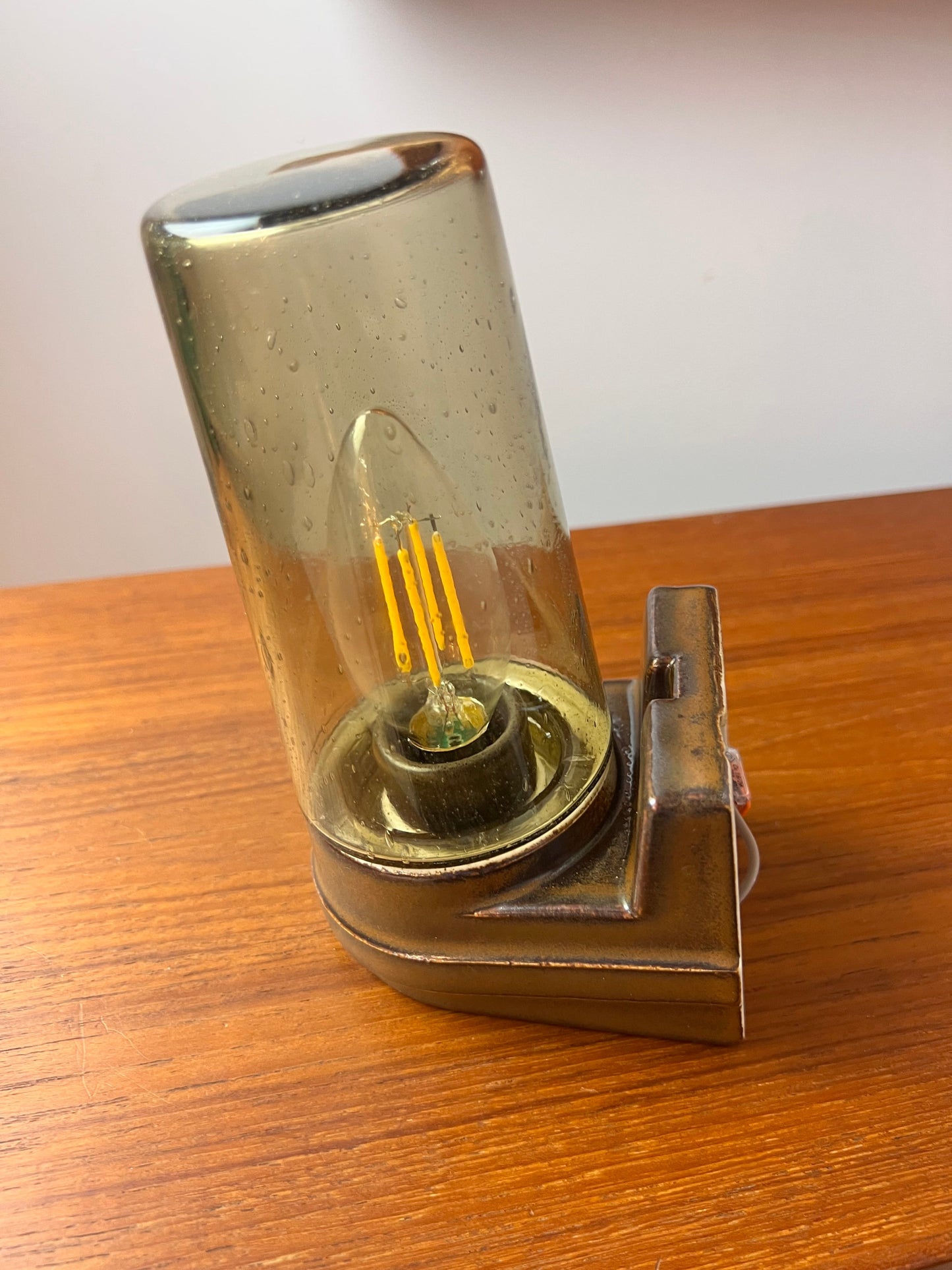 Wandlampe Modell 6080 Rauchglas von Sigvard Bernadotte für Ifö