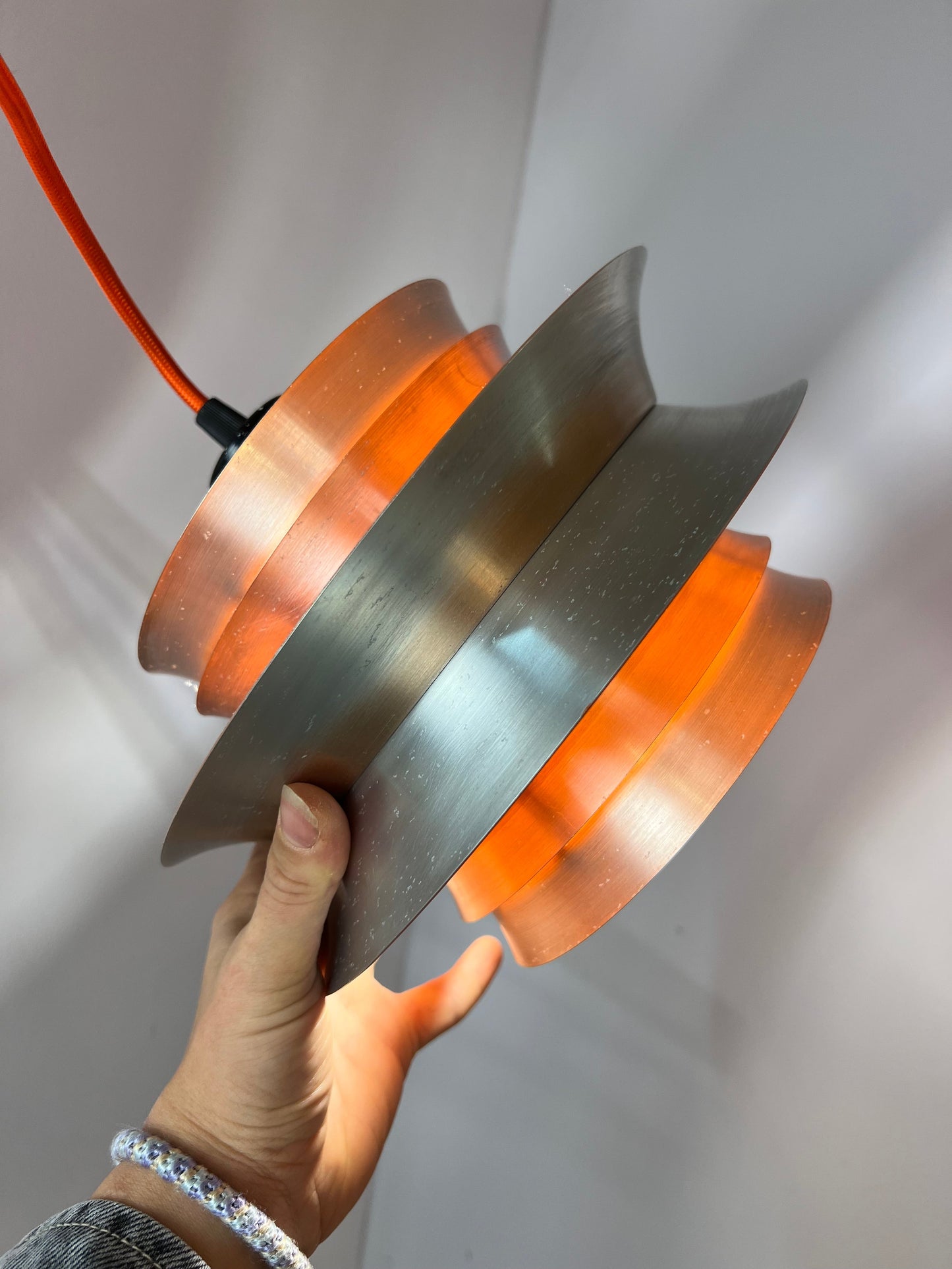 Lamellenlampe orange Chrom von Carl Thore