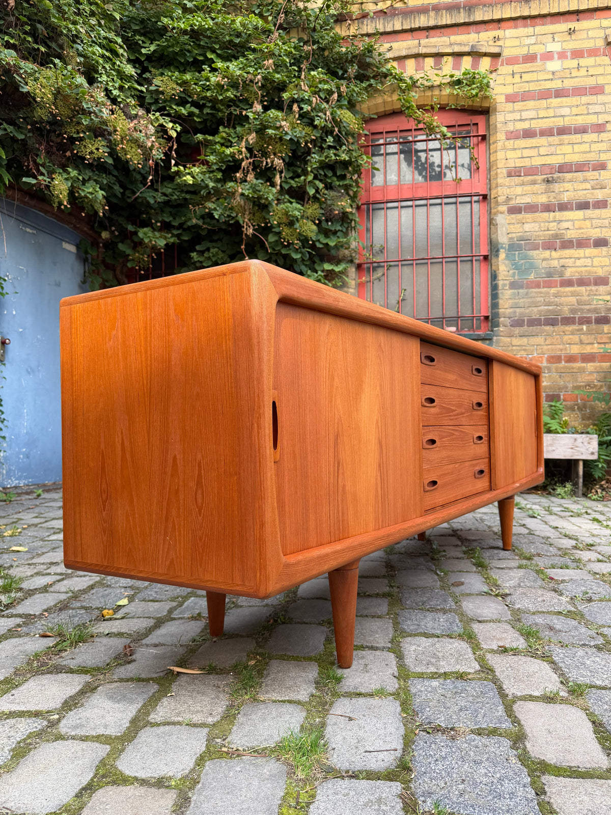Sideboard Teak von H.P. Hansen, 220 cm