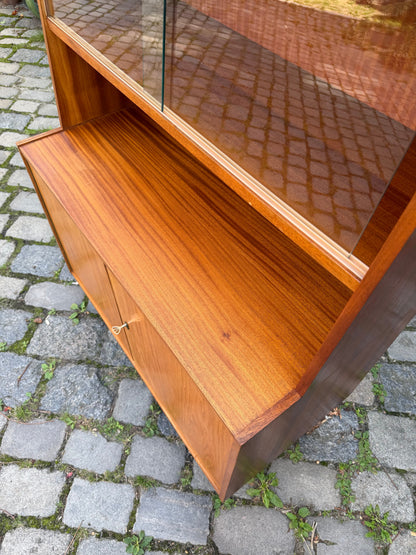 Vintage Aufsatzschrank mit Vitrine von VEB Möbelindustrie Halle
