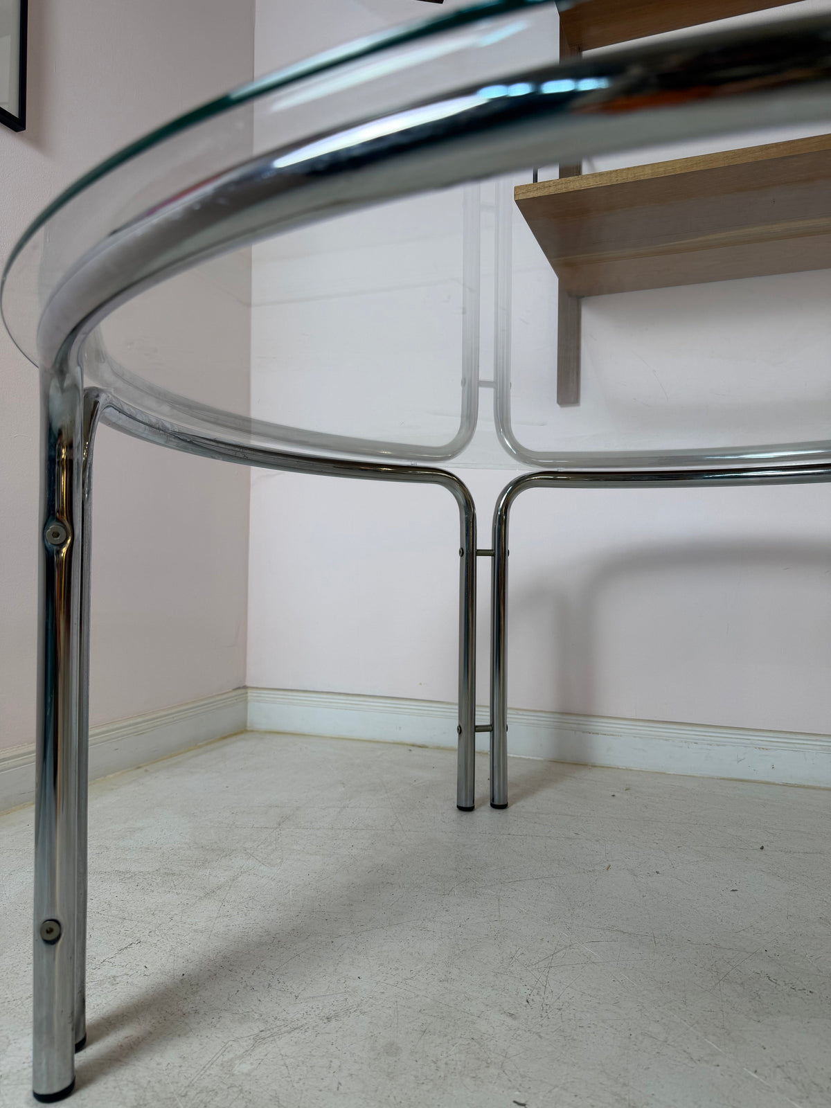 Vintage Couchtisch rund, Glas und Chrom, Space Age