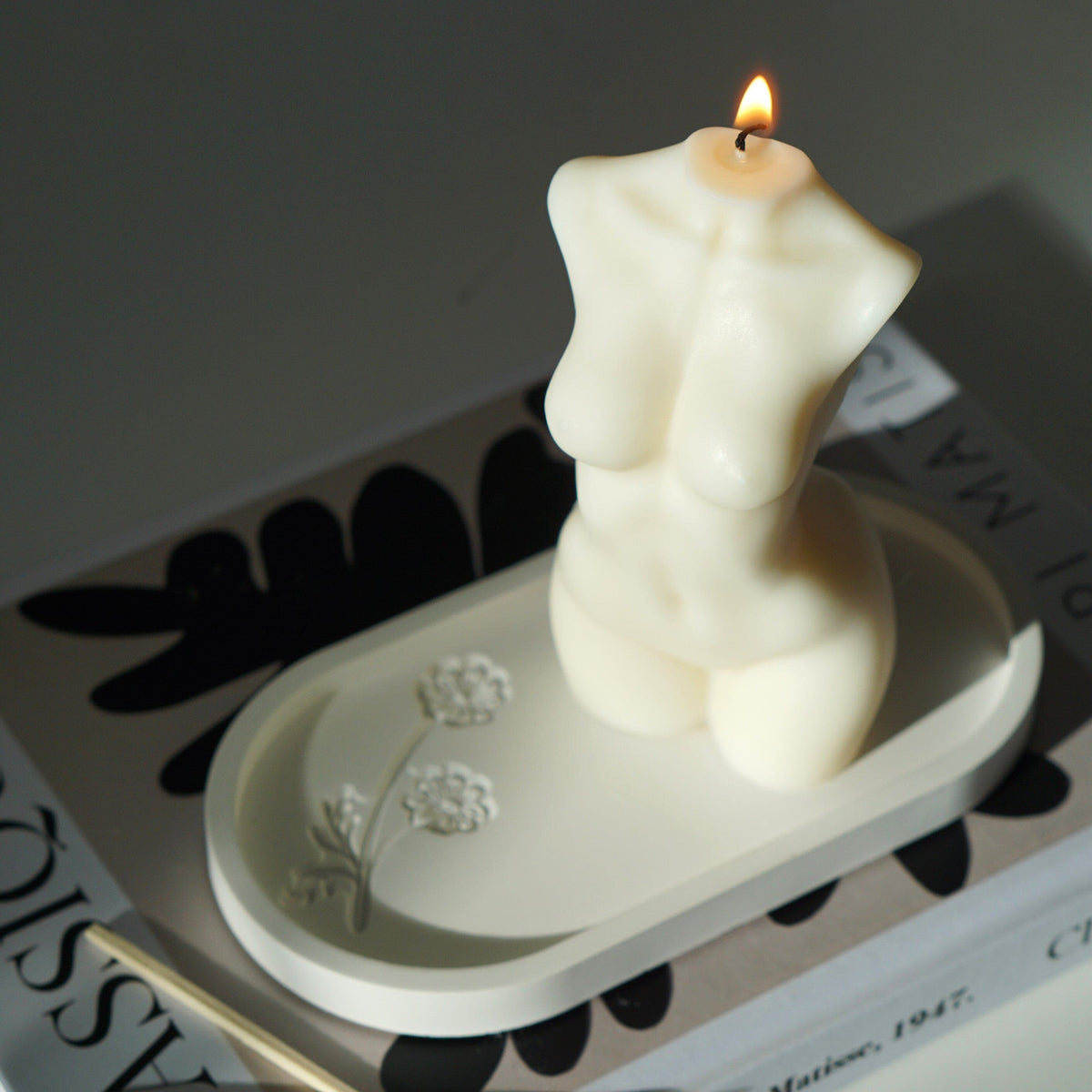 Vintage Handmade Candle Female Body by Inuti