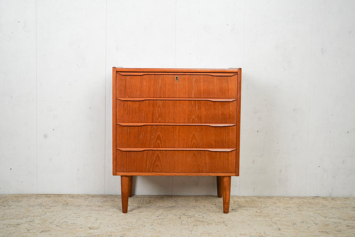 Commode à tiroirs vintage en teck marron danois