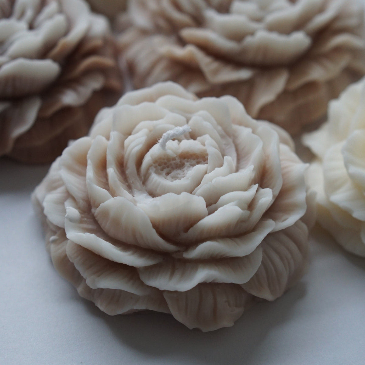 Handmade candle roses rapeseed wax from Germany vegan without fragrance
