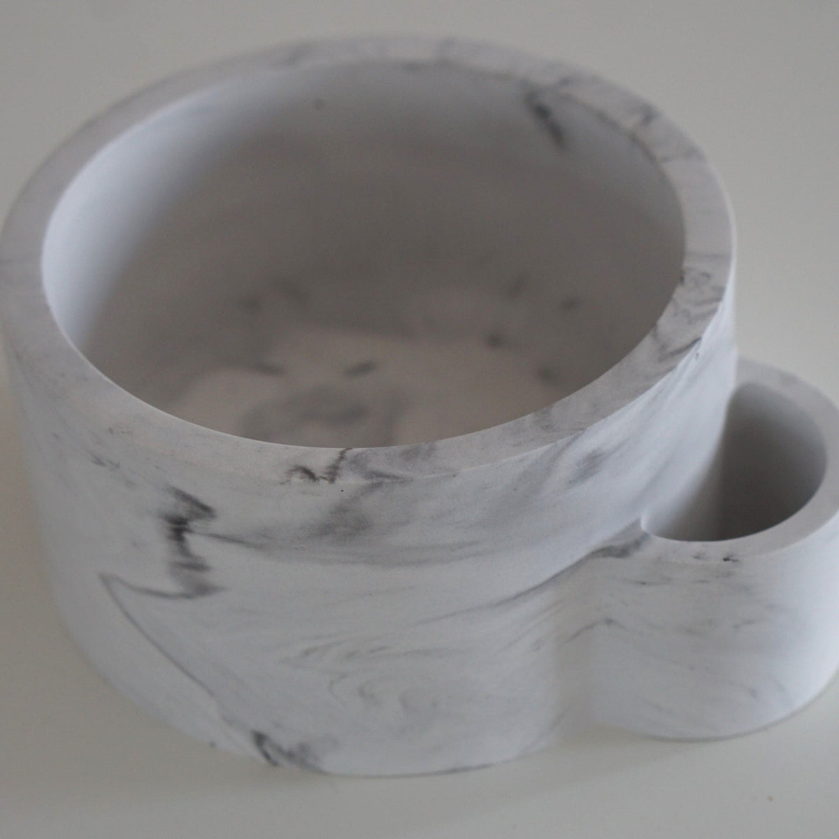Handgefertigte Schale Inuti von Inuti 16x14x6,5cm