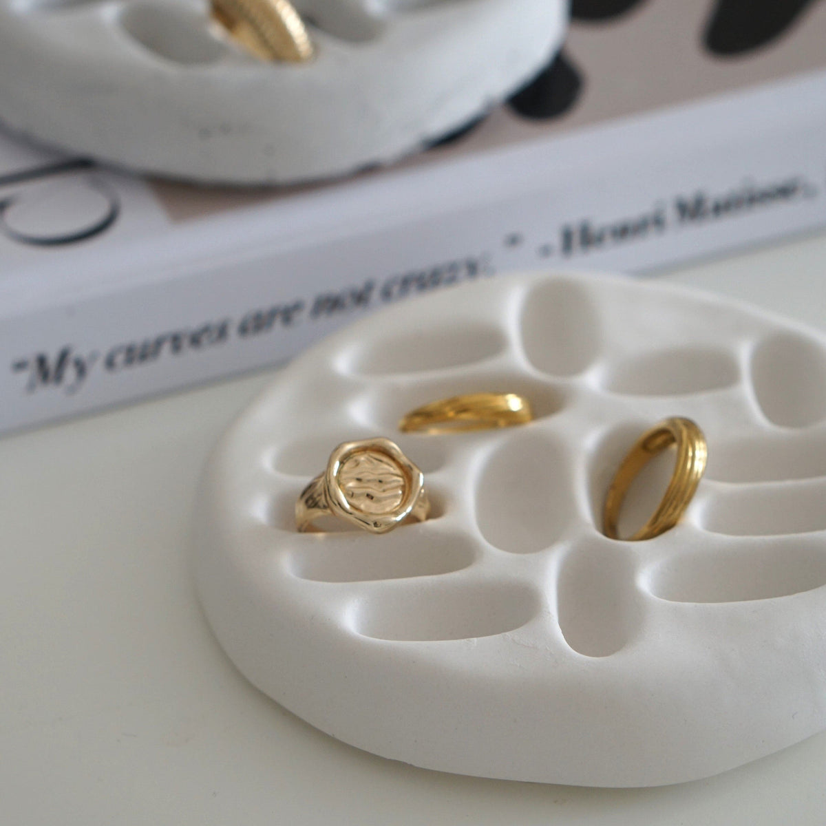 Handmade Inuti Bowl by MAOMI
