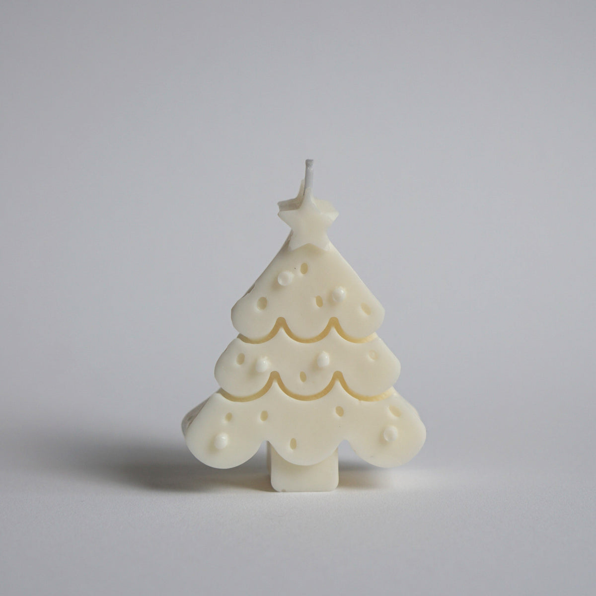 Handgefertigte Design-Kerze Tannenbaum klein