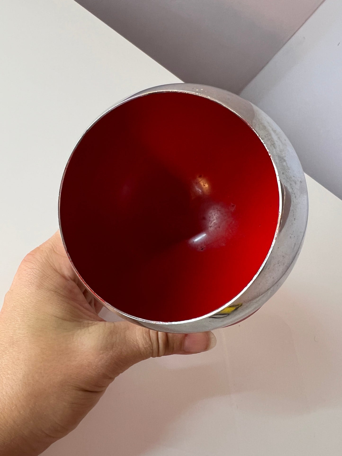 Vintage Kugelaschenbecher rot Chrom von Quist