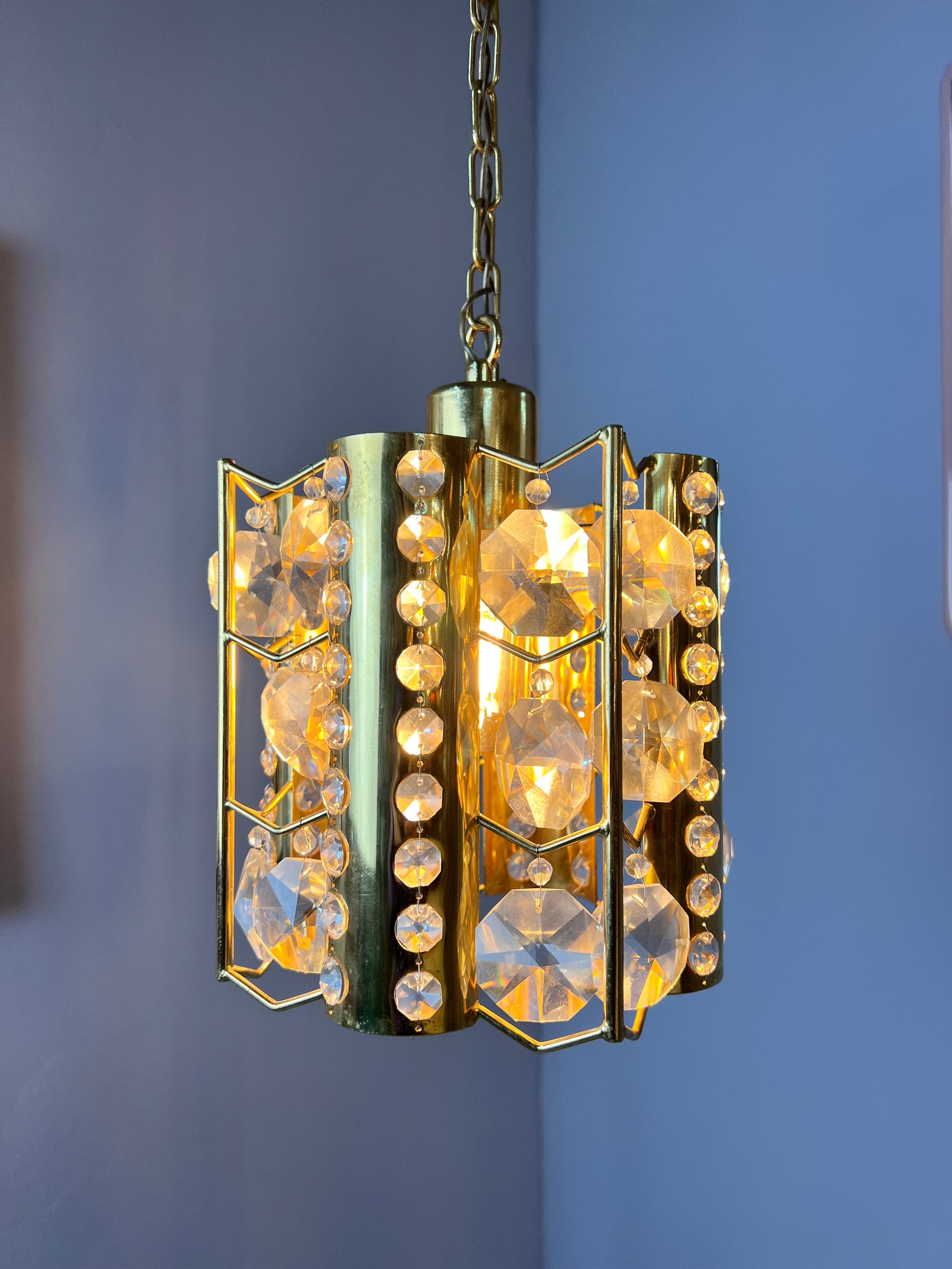 Vintage Hängelampe Messing Kristalle von Palwa