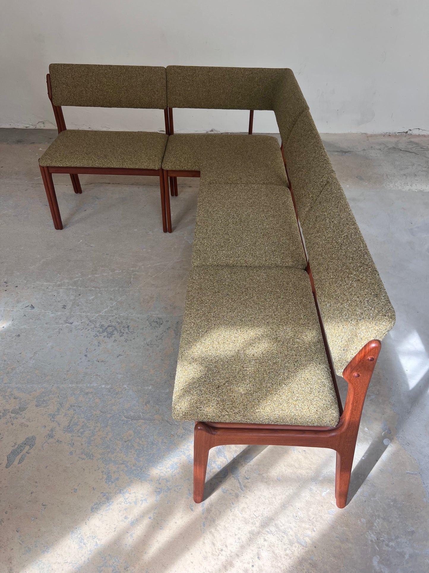 Vintage Eckbank von Erik Buch, Teak, grün neu gepolstert