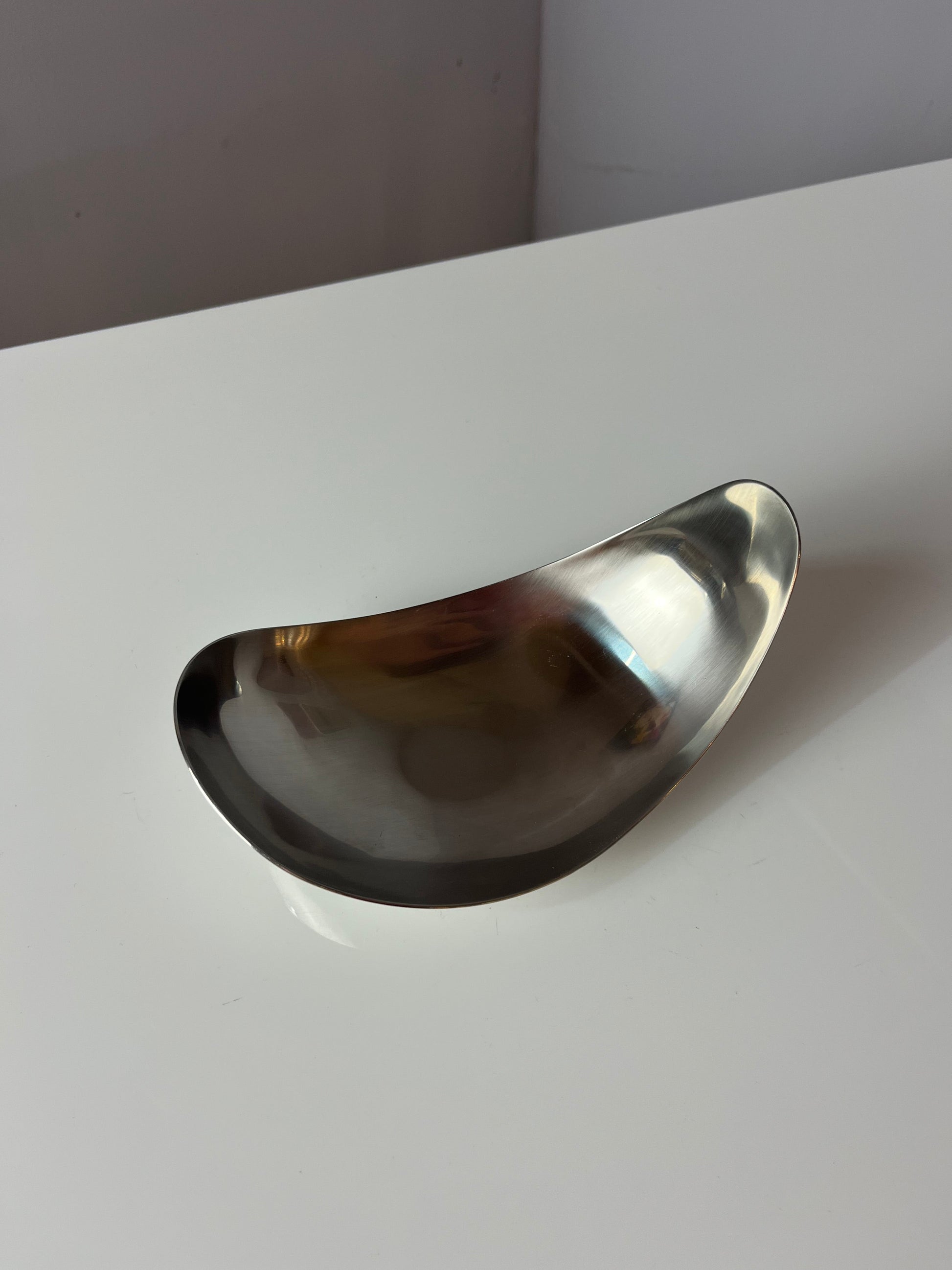 Servierschale Leaf klein von Helle Damkjær für Georg Jensen