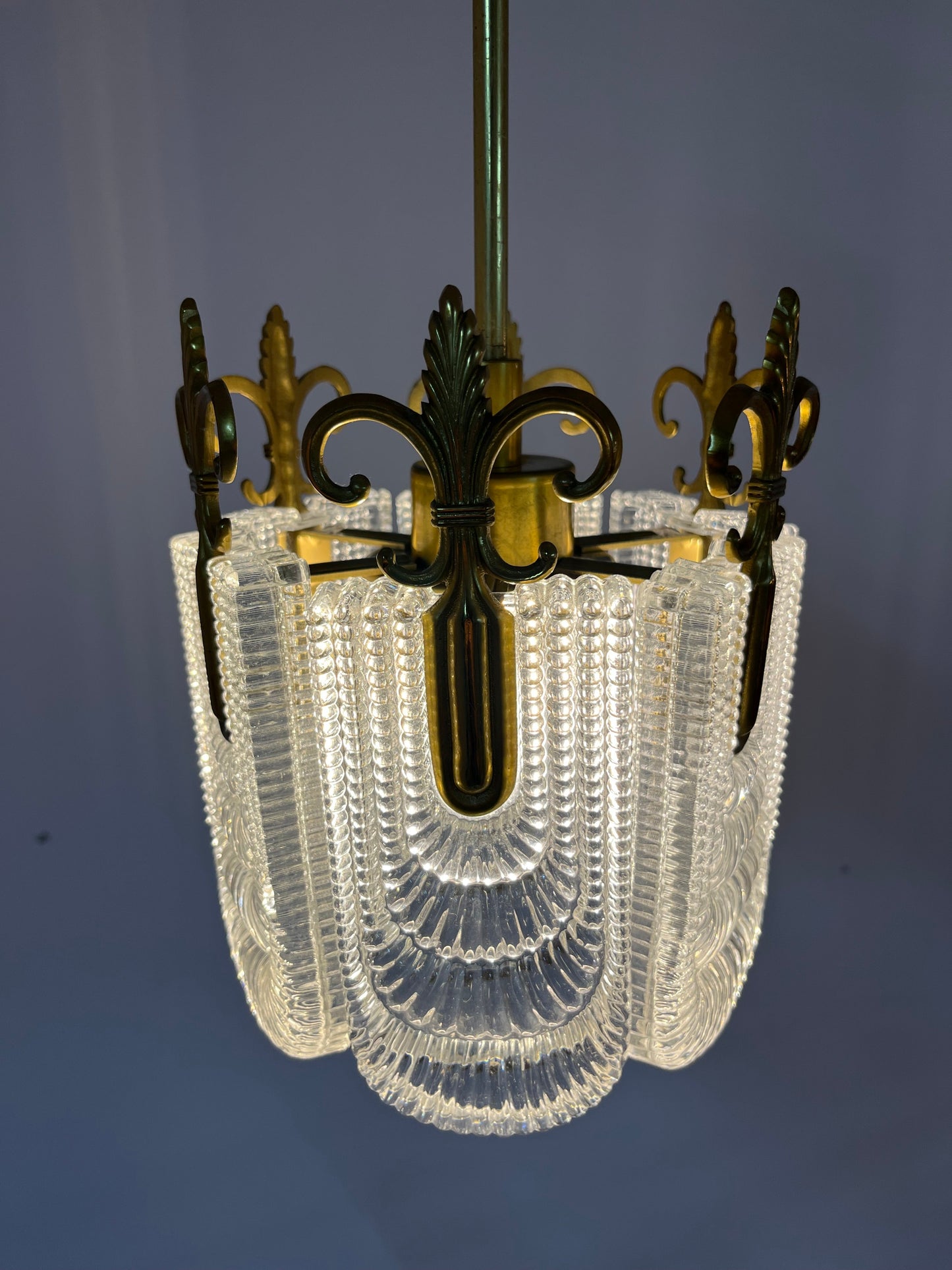 Vintage Lilien Kronleuchter Glas und Messing, Deutschland