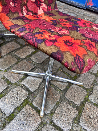 2x Drehstuhl rot floral von EKA Wohnmöbel