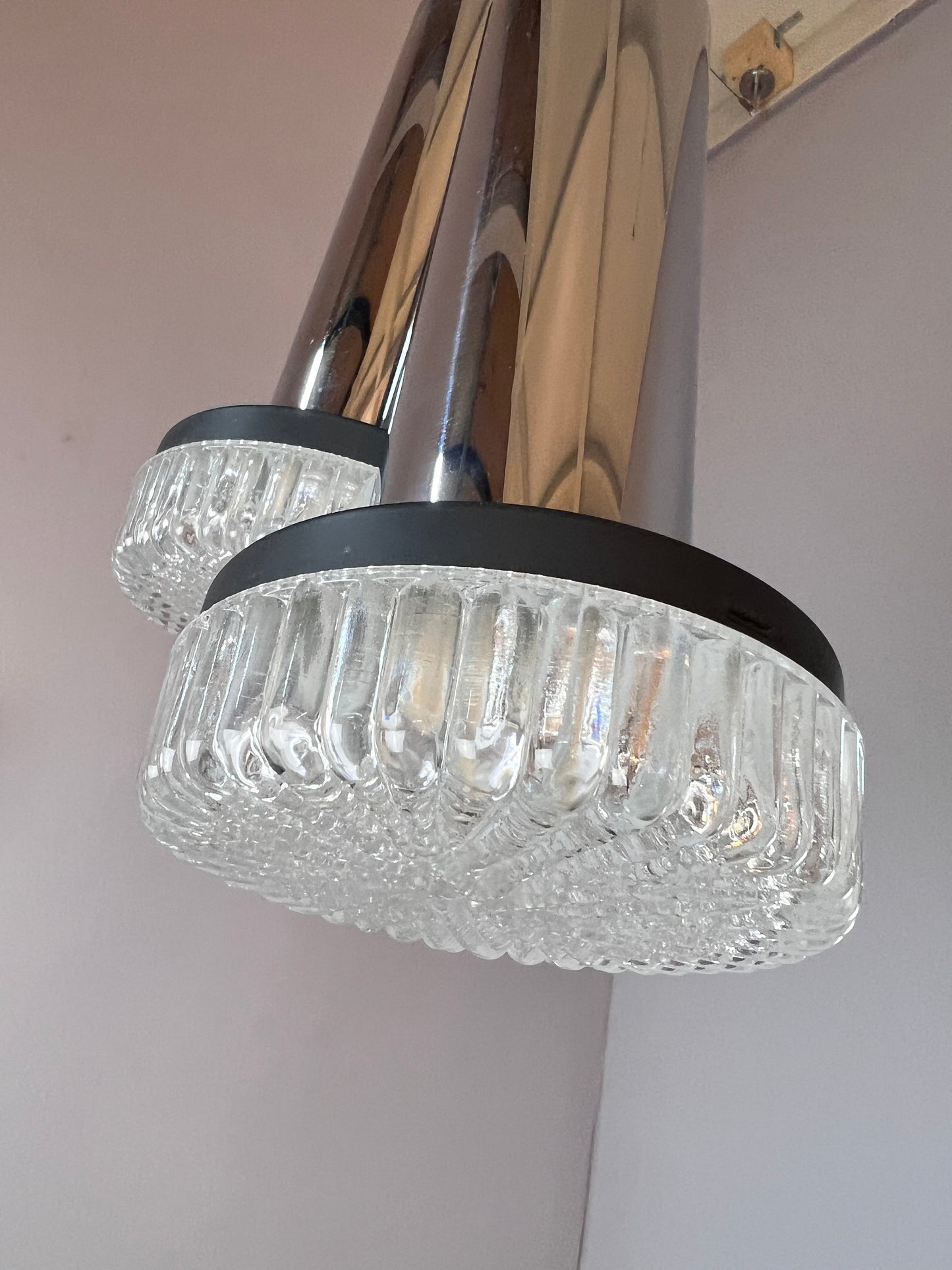 Vintage Hängelampe Chrom und Eisglas von Kaiser Leuchten