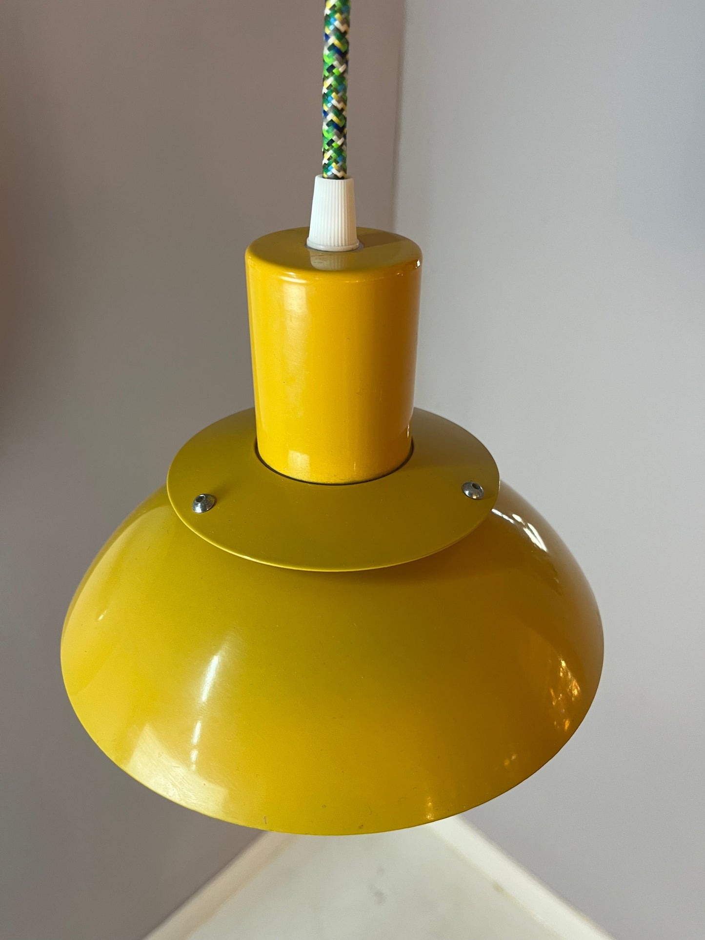 Hängelampe gelb Metall von Belid
