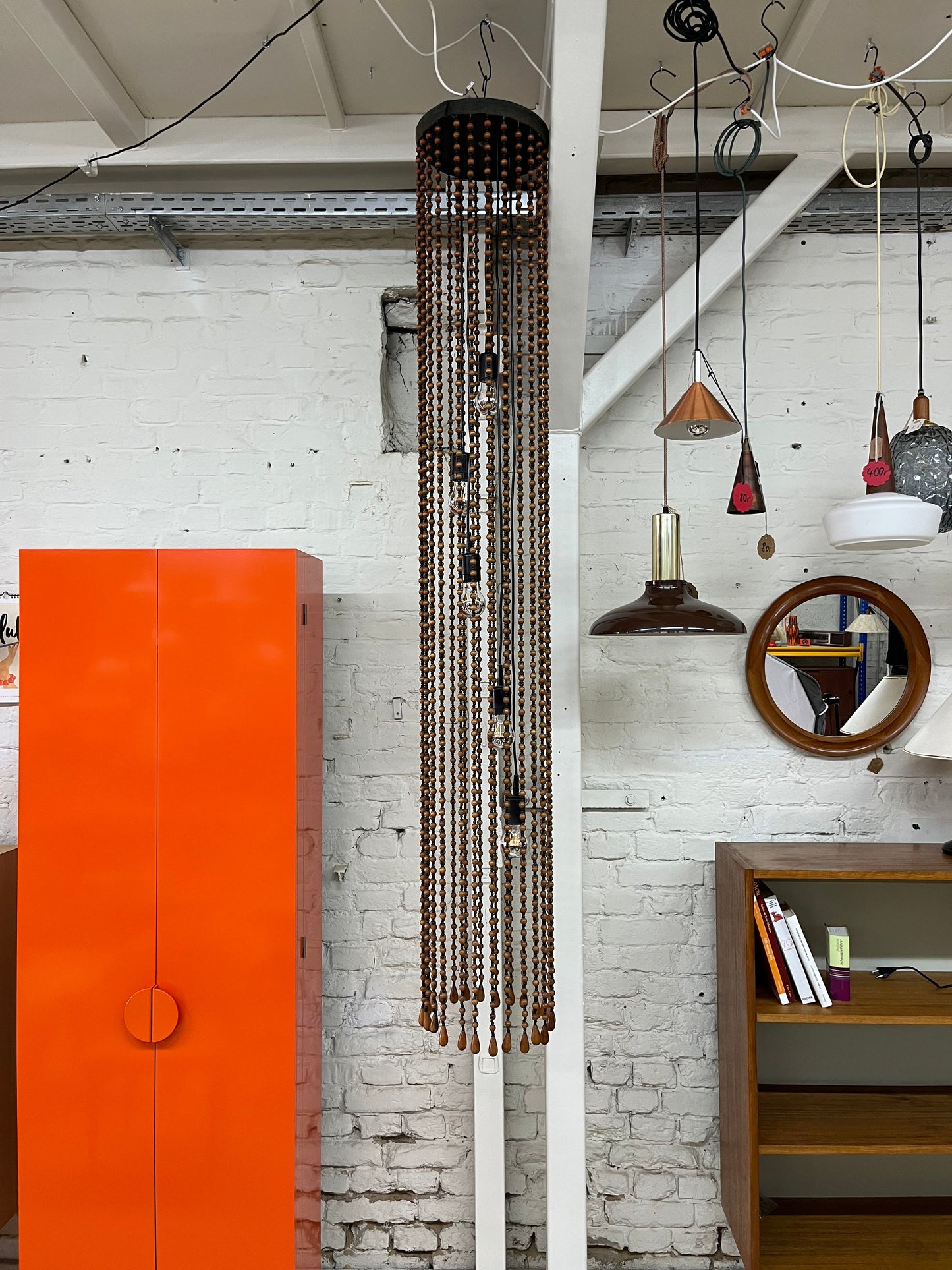 Vintage Kaskadenleuchte Modell 887 von Temde Holzperlen E27