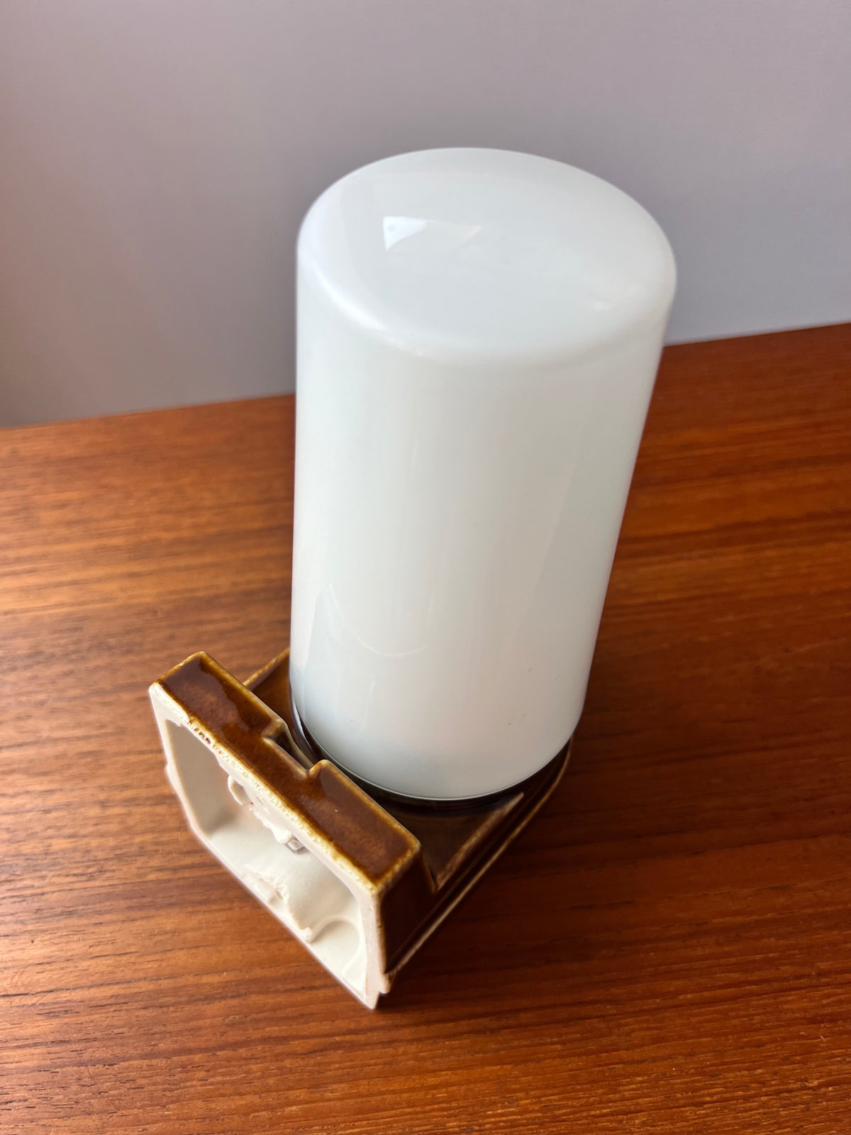 Wandlampe Modell 6080 braun von Sigvard Bernadotte für Ifö