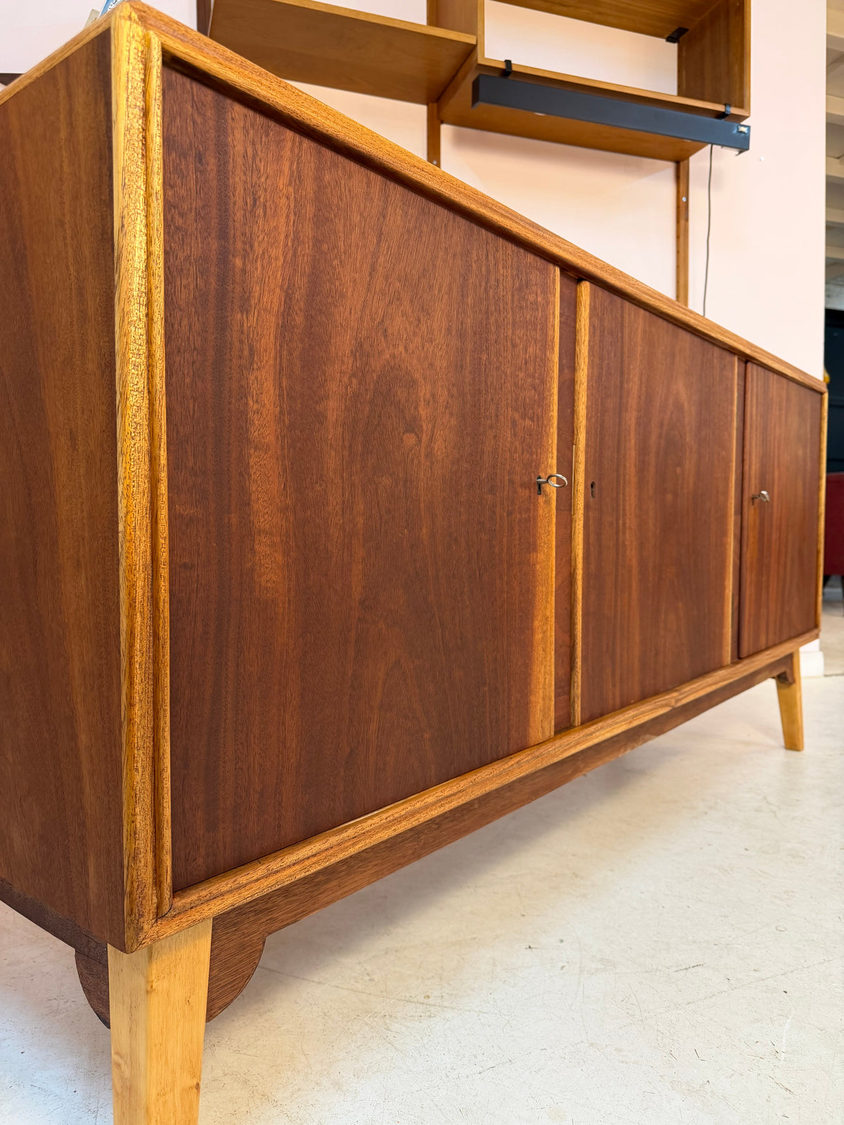 Sideboard Teak und Ulme aus Dänemark