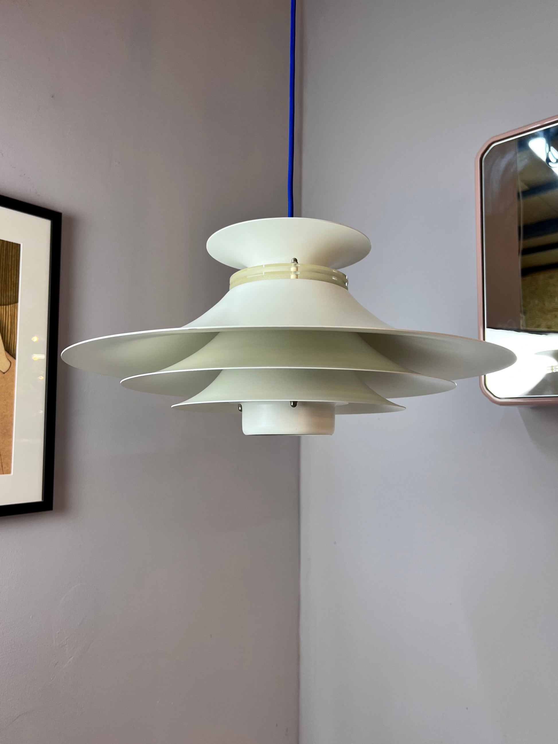 Lamellenlampe weiß von Jeka