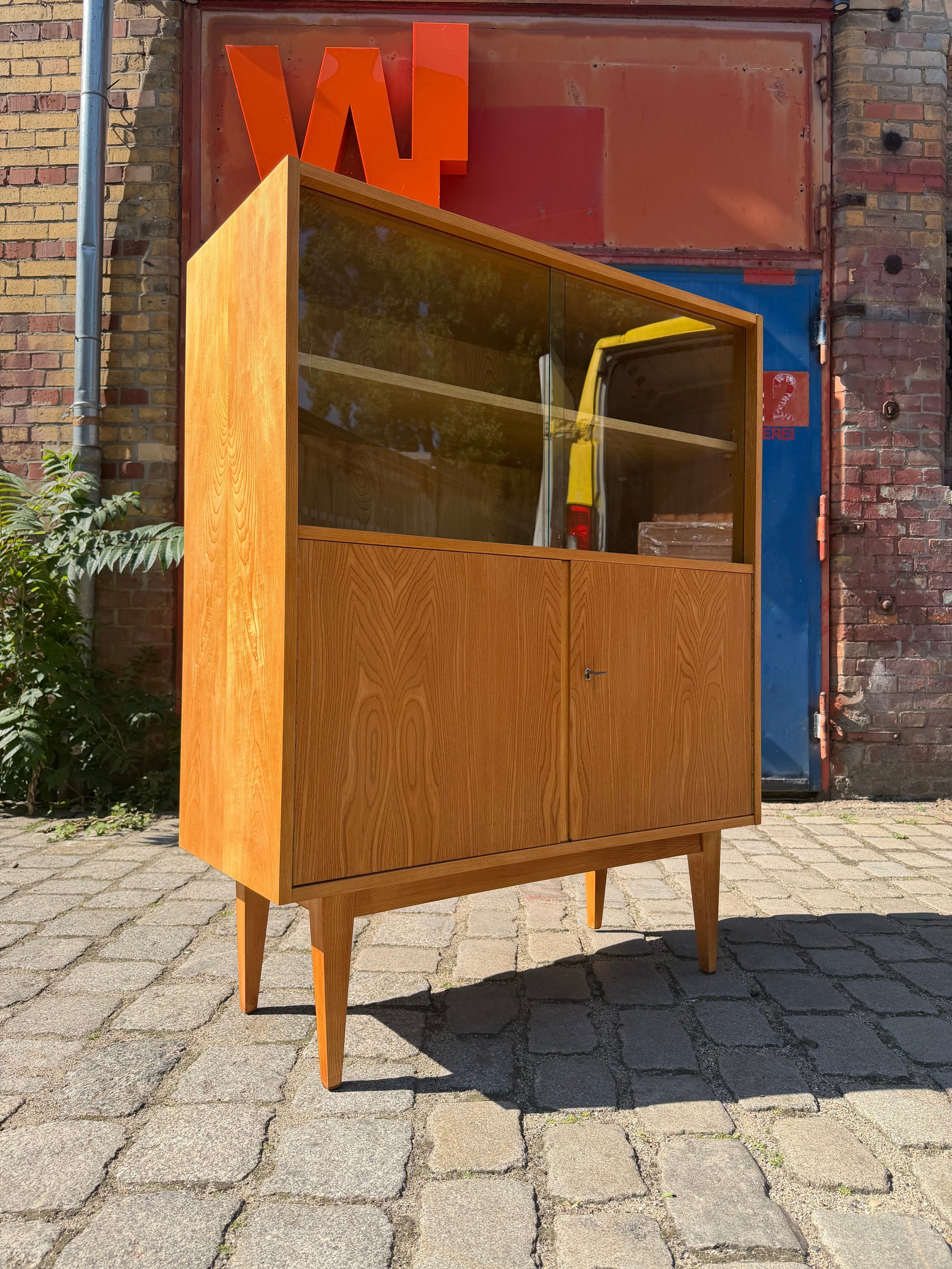 Vintage Vitrinenschrank 602/D Esche von Franz Ehrlich für Hellerau