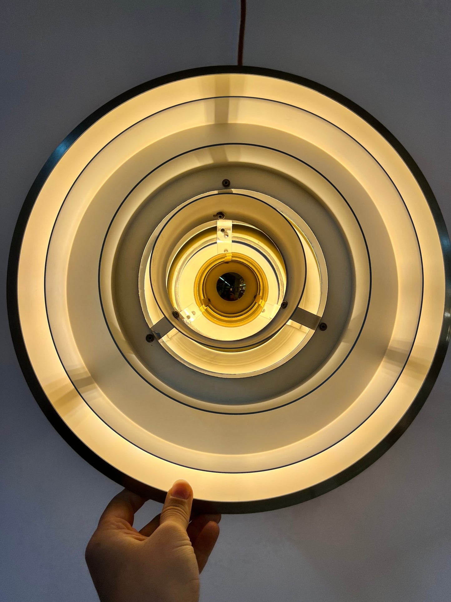 Vintage Lamellenlampe Gold aus Dänemark
