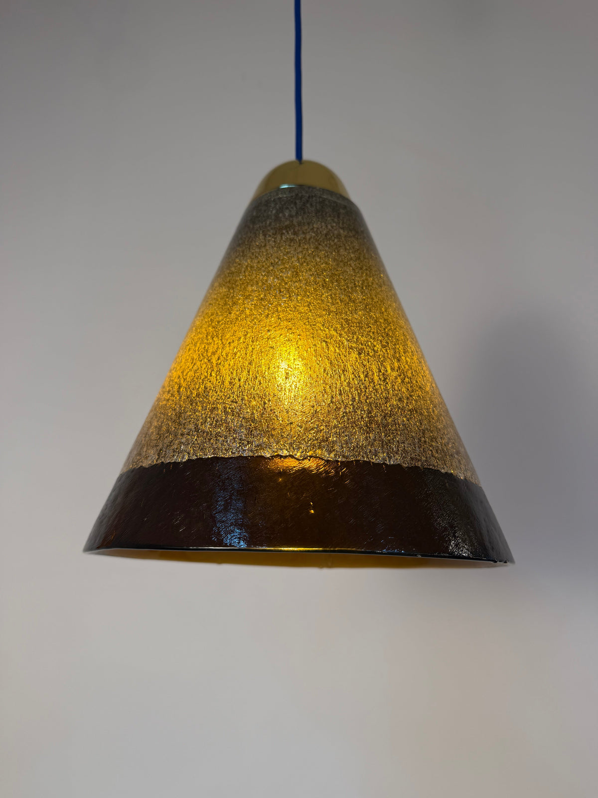 Vintage Hängelampe braun aus Glas von Peill und Putzler
