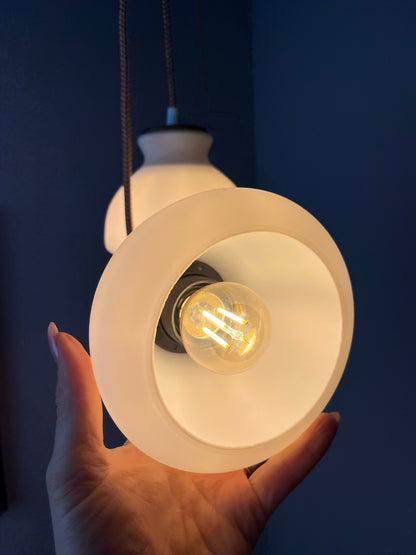 Vintage Hängelampe von Holmegaard aus weißem Glas