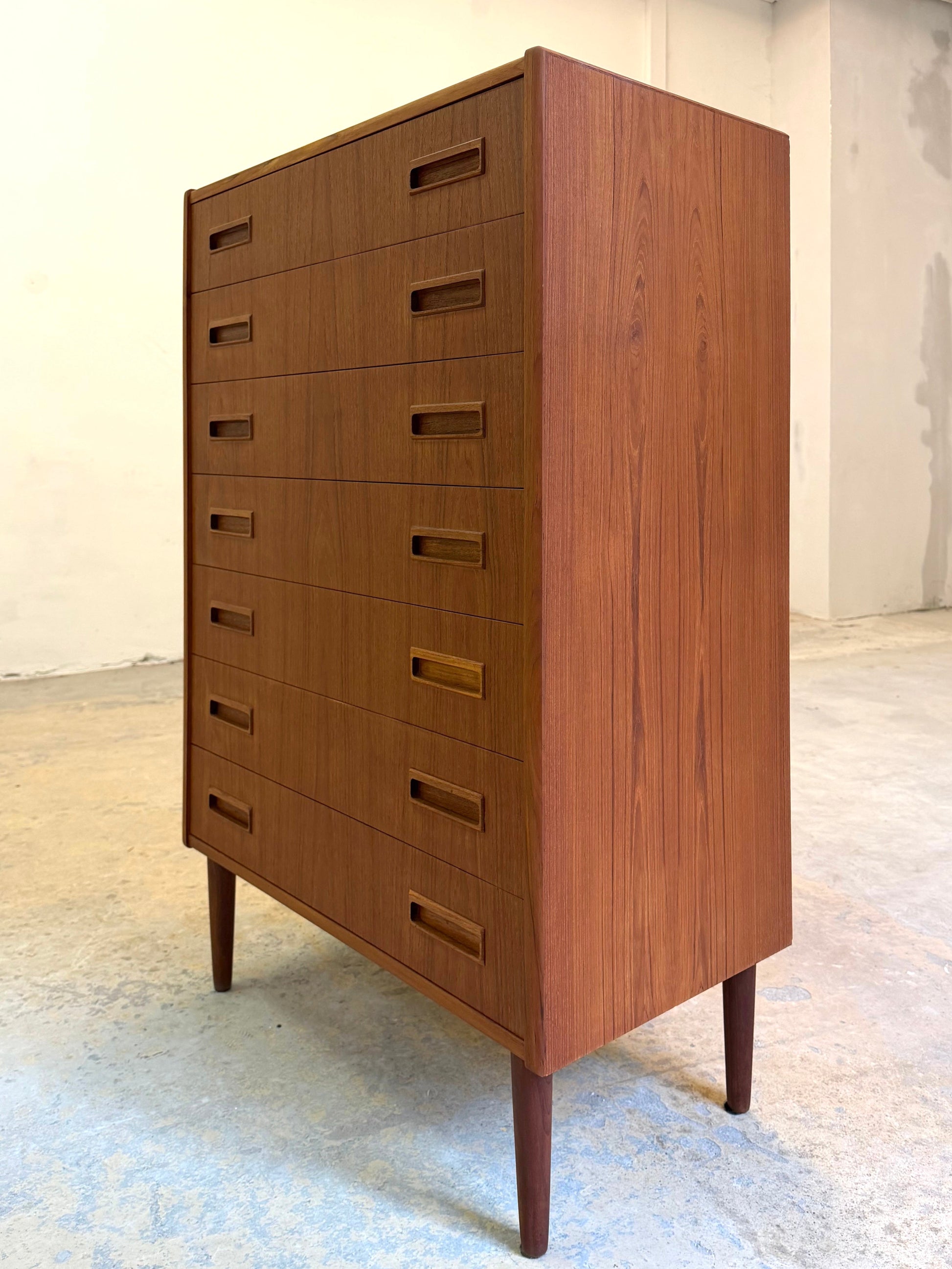 Vintage Kommode aus Teak, Dänemark, 7 Schubladen