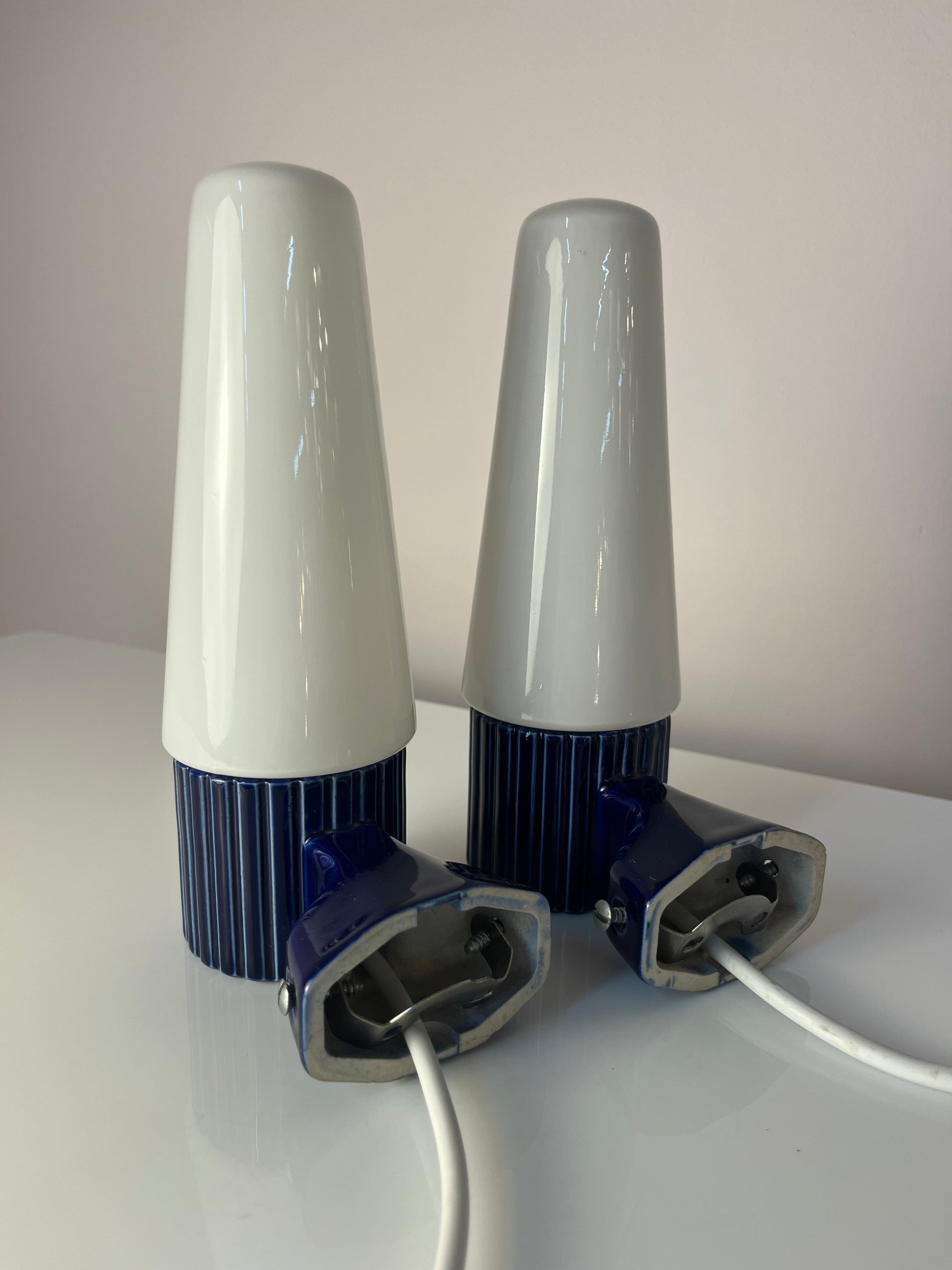 Set von 2 Vintage Wandlampe 6020 von Sigvard Bernadotte für Ifö blau