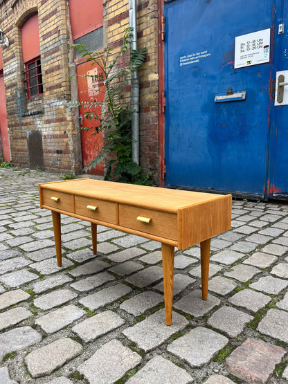 Lowboard Eiche mit Messinggriffen