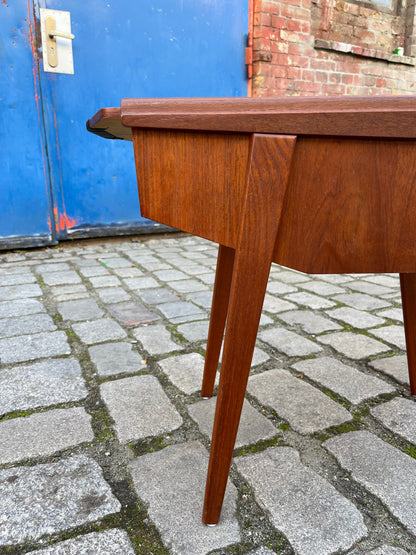 Beistelltisch Nähkasten Teak aus Dänemark