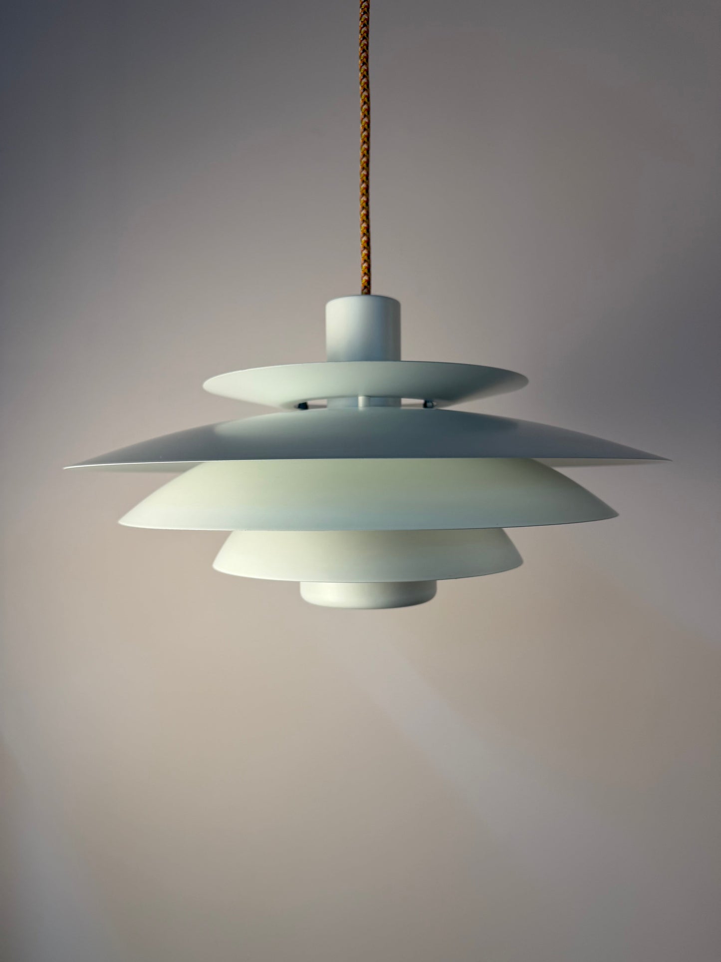 Vintage Lamellenlampe weiß von Top Lamper