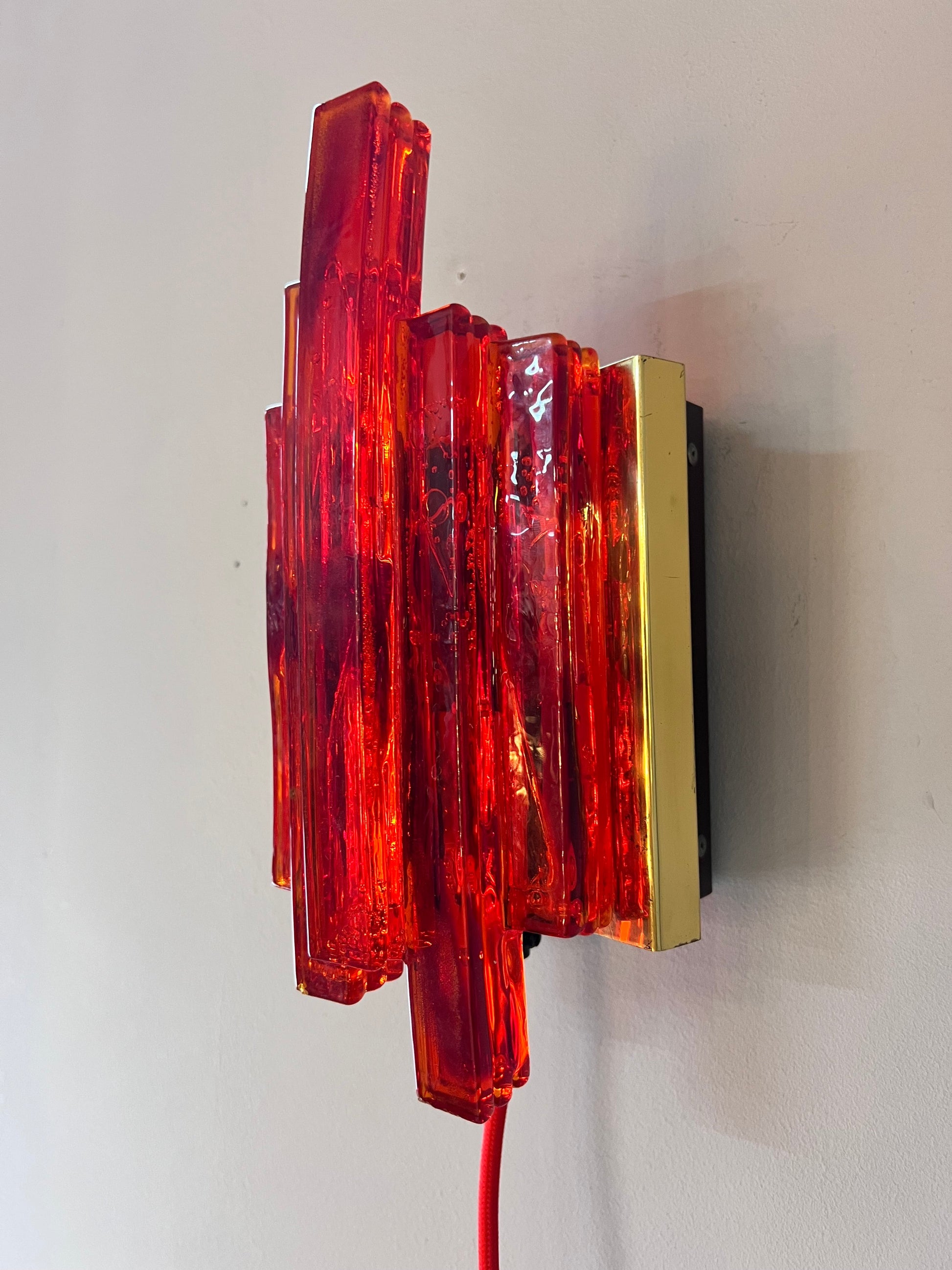 Vintage Wandlampe rot von Claus Bolby für Cebo Industry