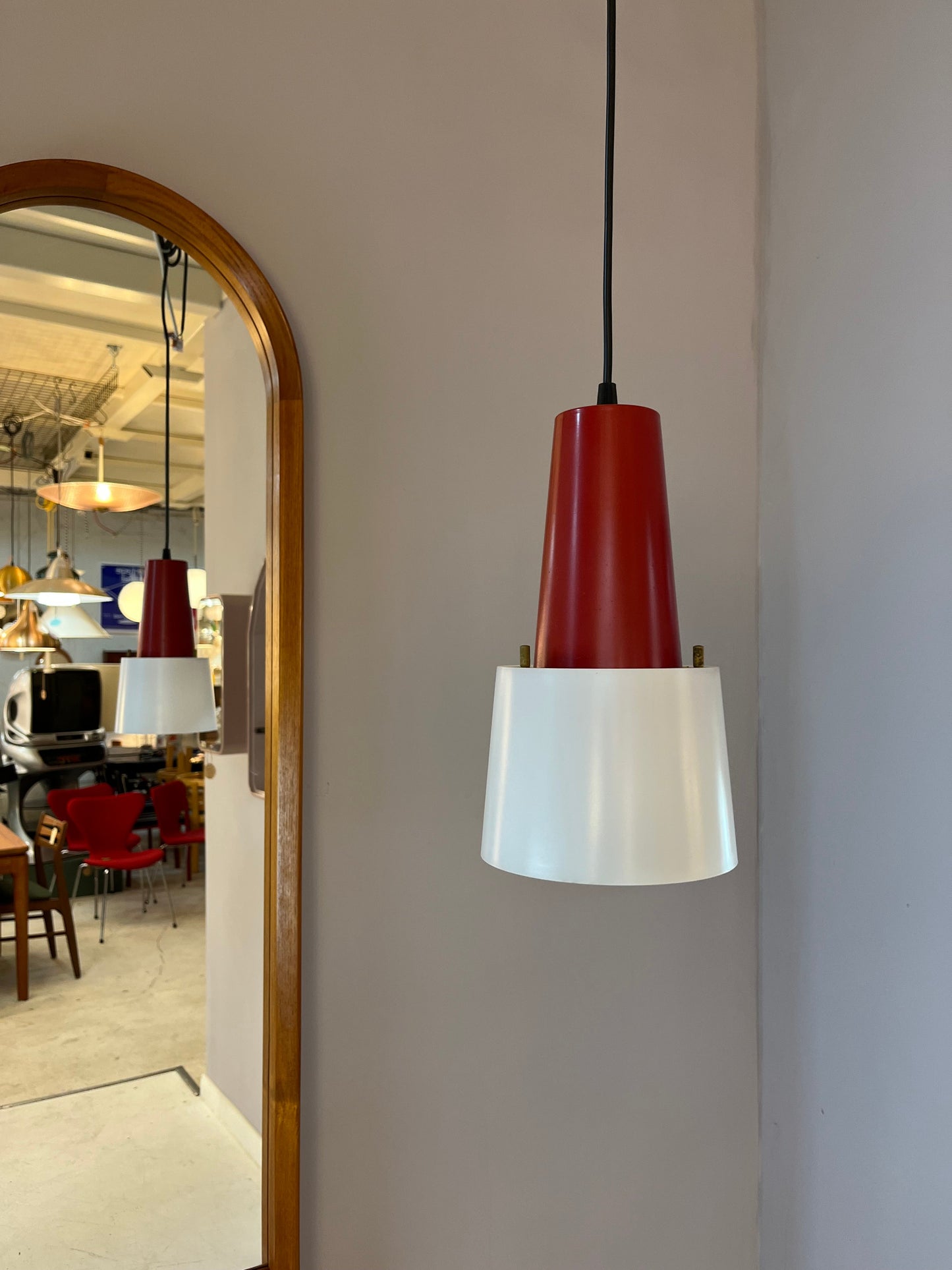 Vintage kitchen lamp red white plastic by Philips Holland