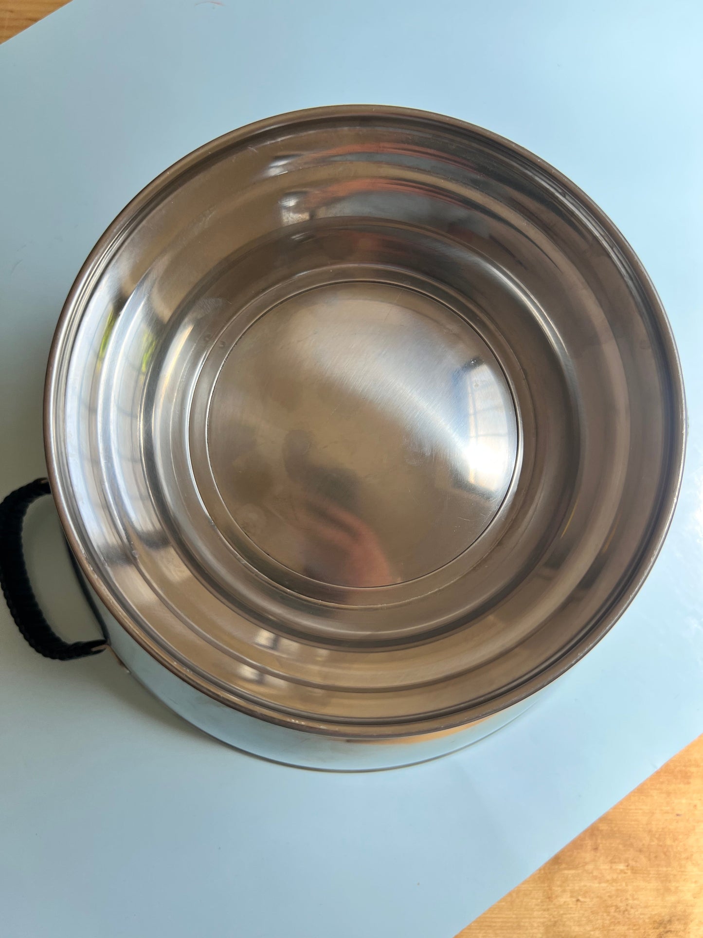 Stainless steel champagne cooler from Denmark