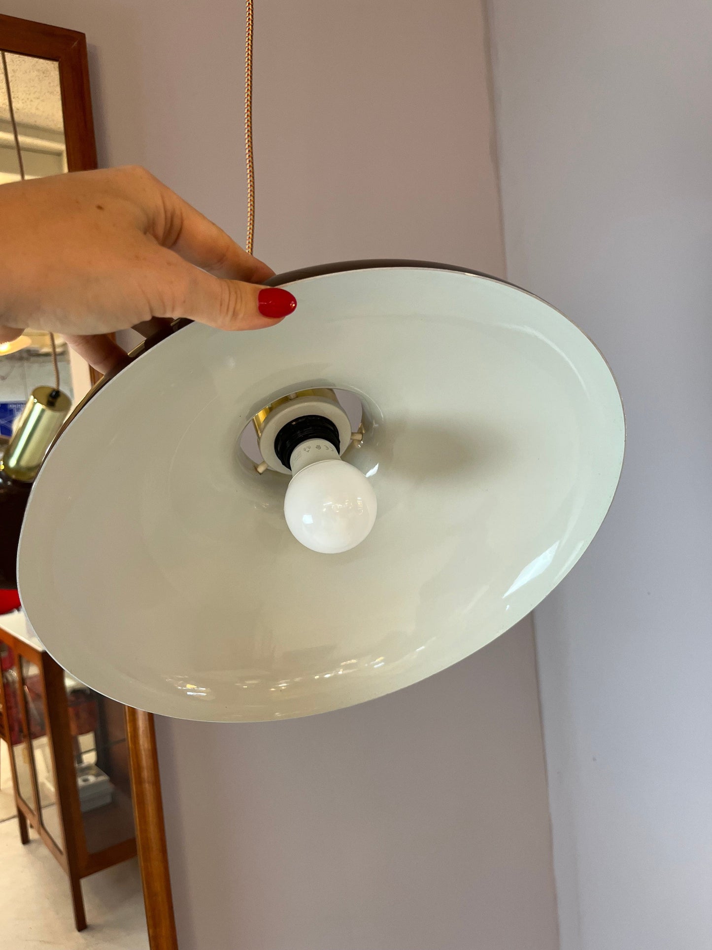 Lampe suspendue vintage en laiton marron du Danemark