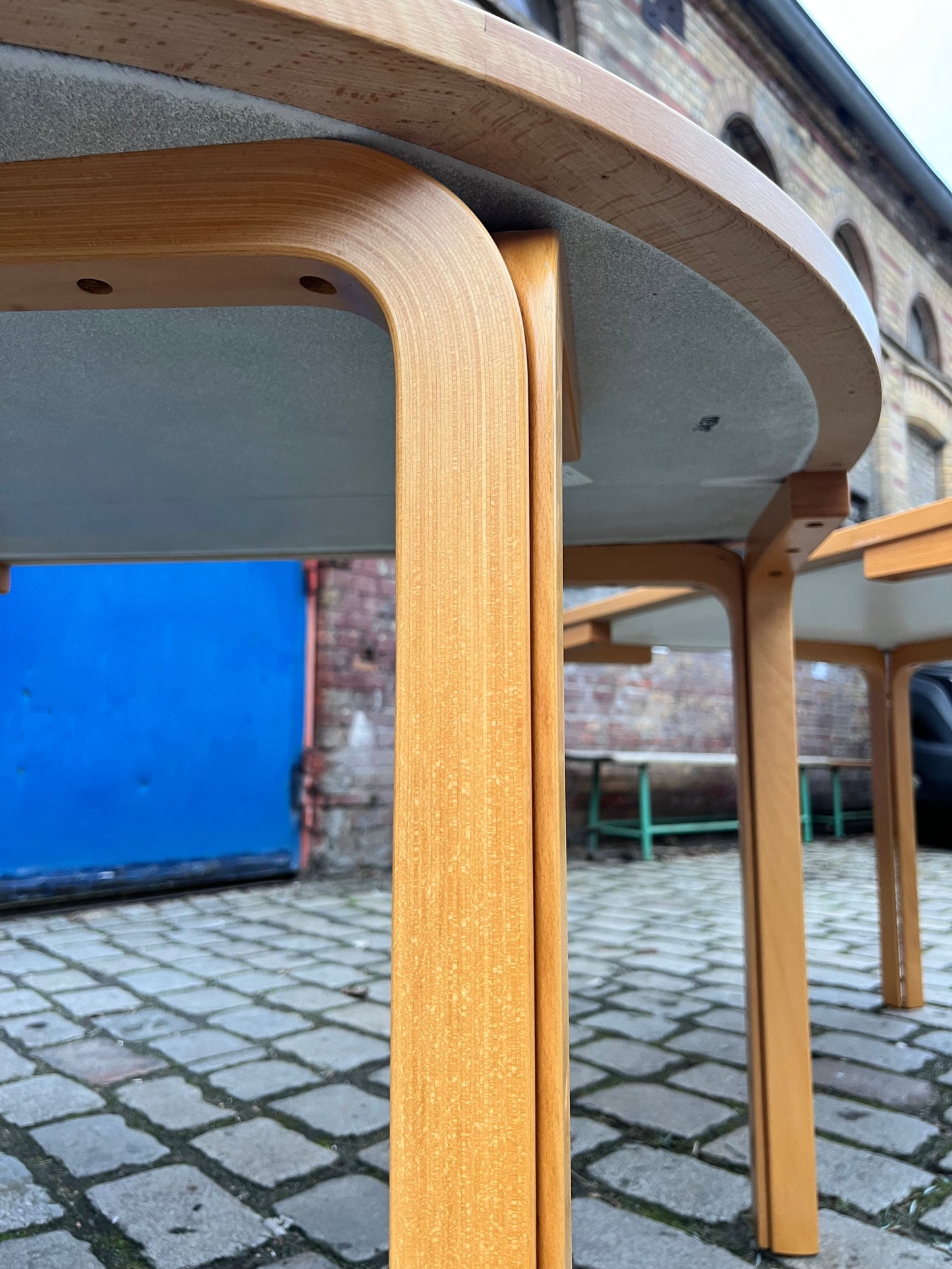 Vintage Esstisch halbrund grau von Rud Thygesen und Johnny Sørensen für Farstrup