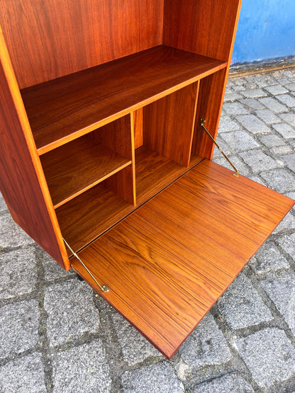 Teak shelf with lockable compartment