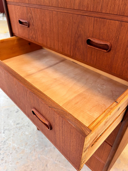 Vintage Kommode Teak mit Schloss aus Dänemark