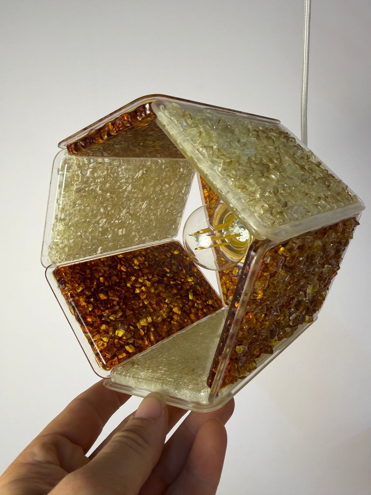 Vintage Hängelampe Hexagon von Roland Konst, Acrylglas Granitoptik braun weiß