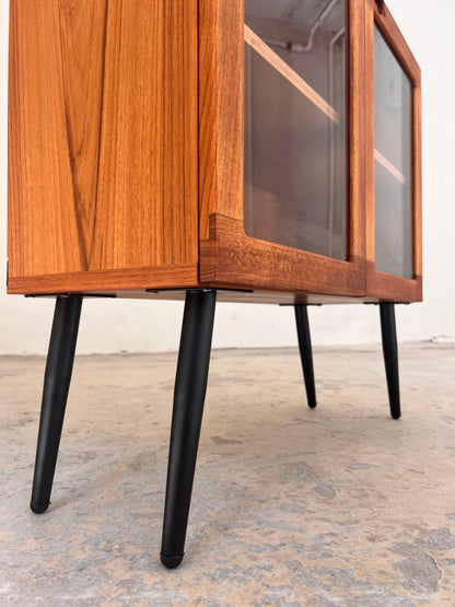Vintage Vitrine von H. W. Klein für Bramin